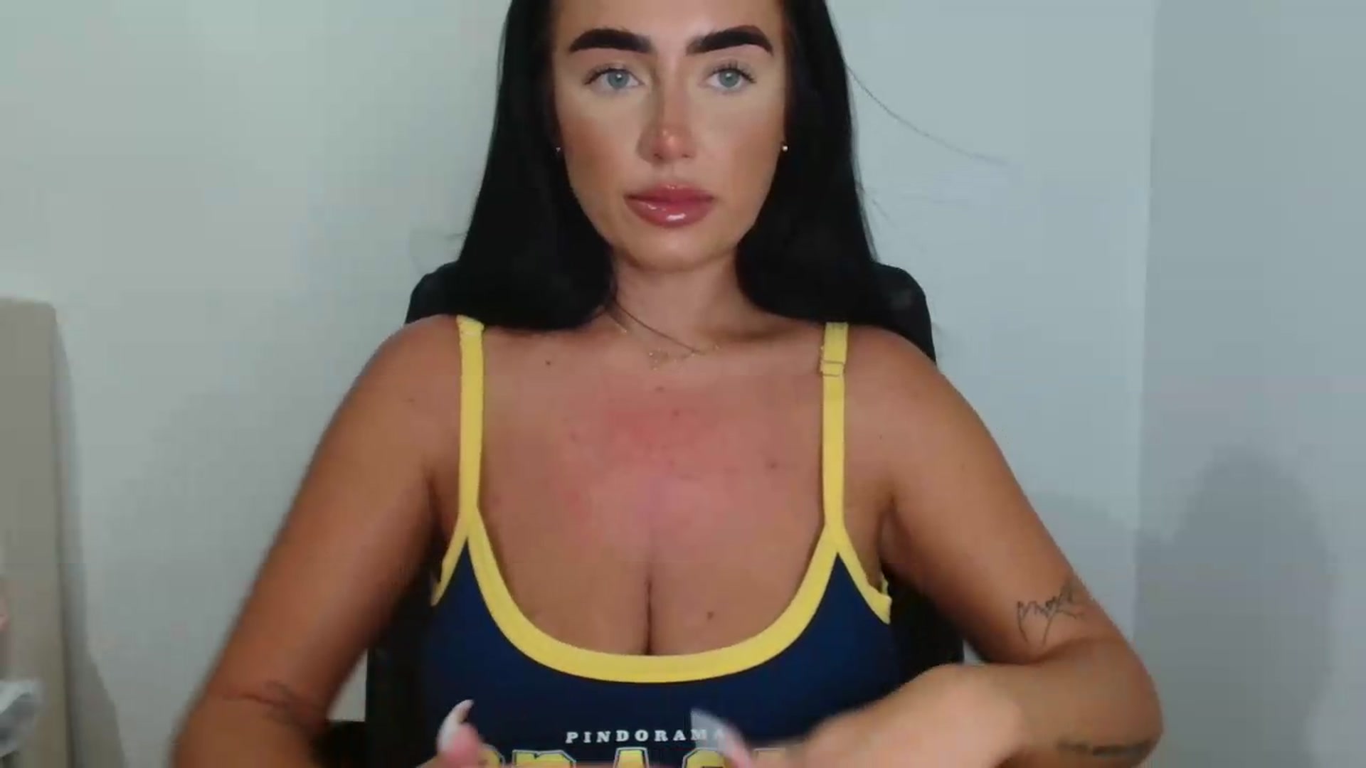 Gallery image thumbnail from ElleBloom's myfreecams stream on, 07/22/2026, 11:34 image 3 of 20