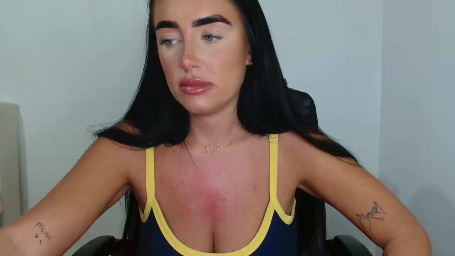Gallery image thumbnail from ElleBloom's myfreecams stream on, 07/22/2026, 11:34 image 18 of 20