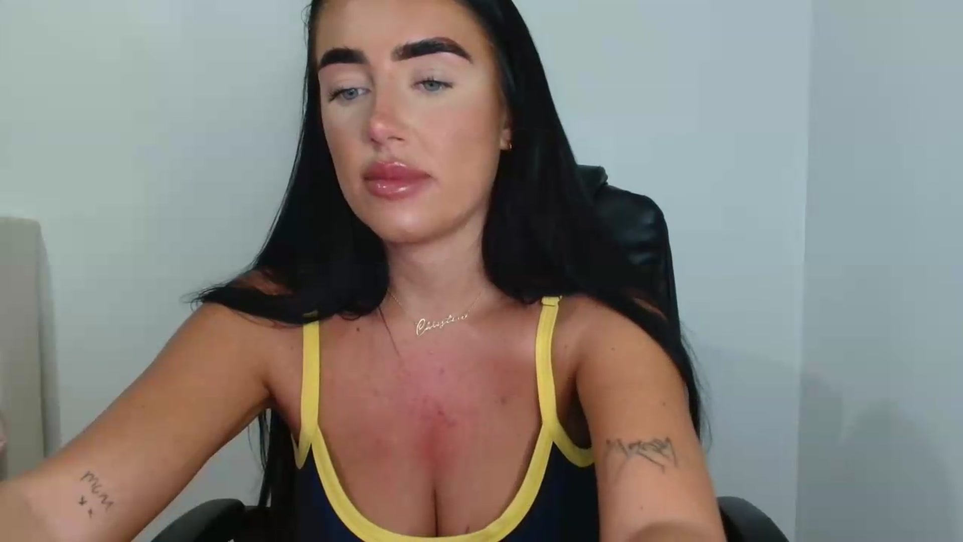 Gallery image thumbnail from ElleBloom's myfreecams stream on, 07/22/2026, 11:34 image 19 of 20