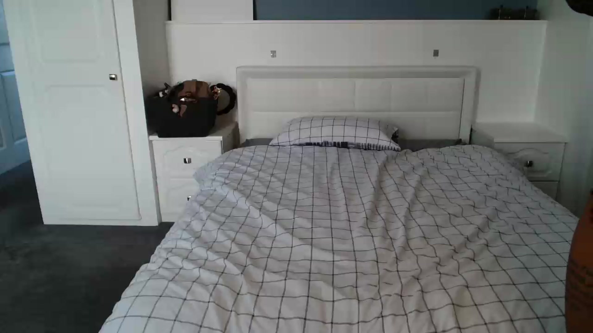 Gallery image thumbnail from ElleBloom's myfreecams stream on, 07/23/2026, 12:53 image 12 of 20
