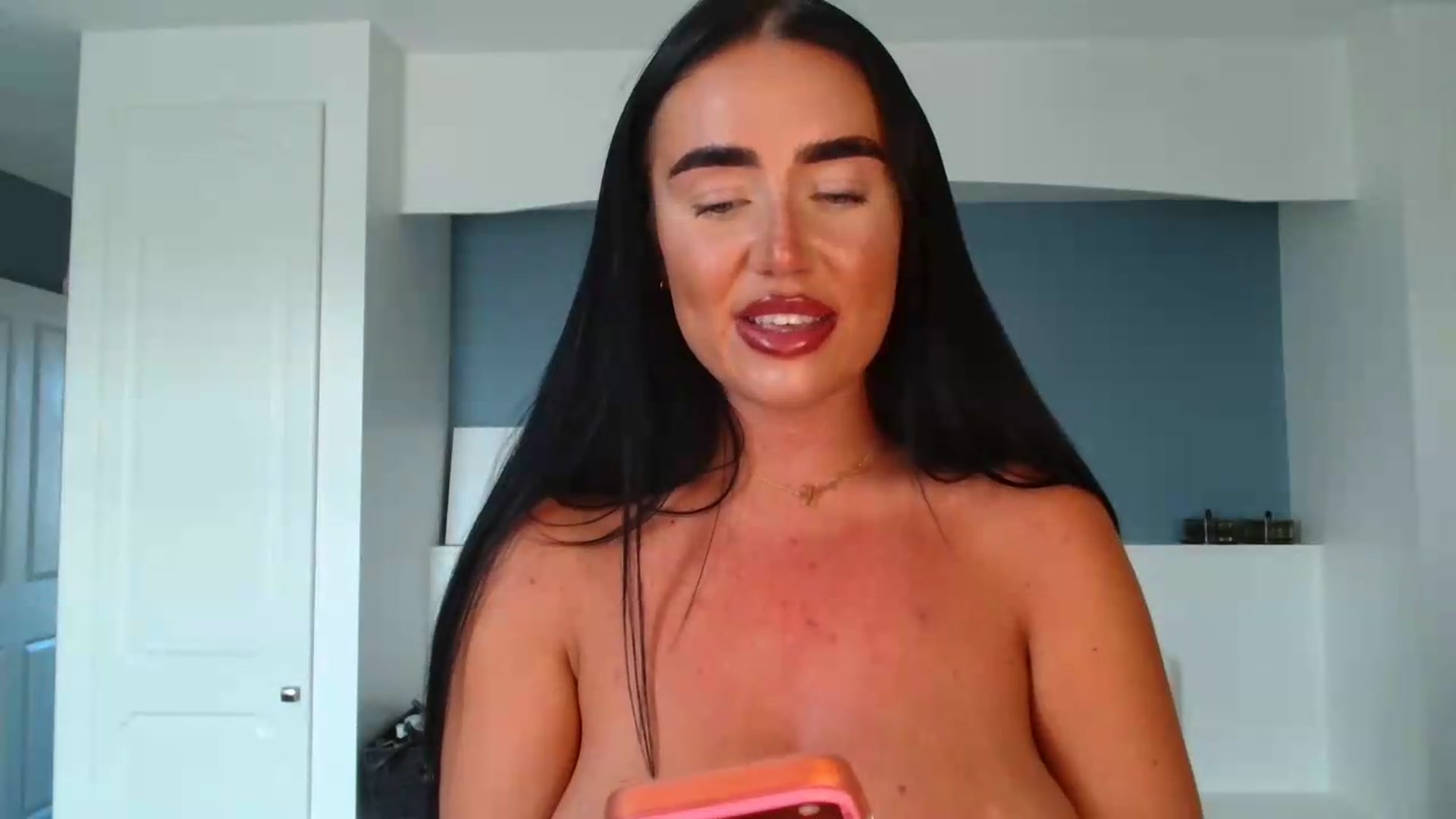 Gallery image thumbnail from ElleBloom's myfreecams stream on, 07/23/2026, 15:27 image 18 of 20