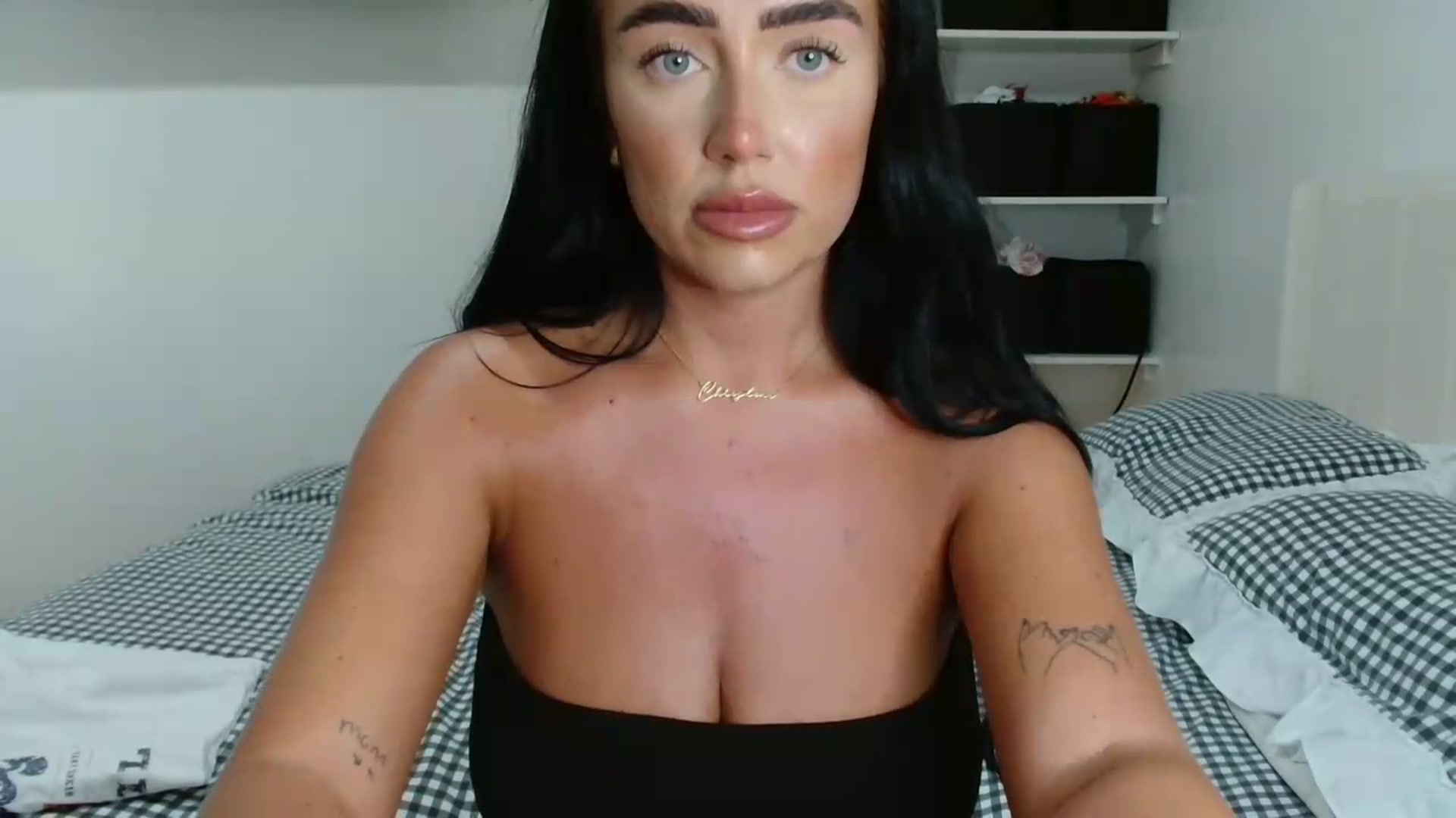 Gallery image thumbnail from ElleBloom's myfreecams stream on, 07/29/2026, 19:23 image 12 of 20