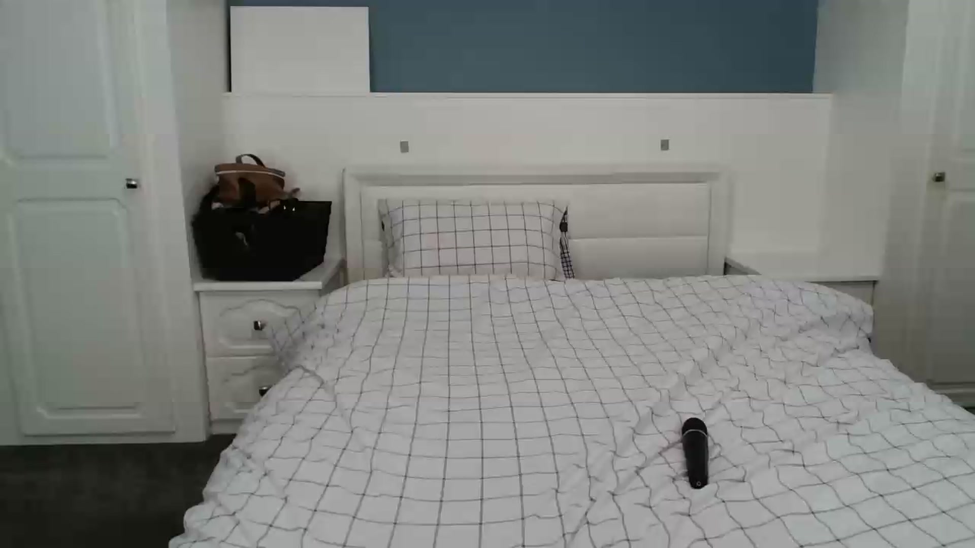 Gallery image thumbnail from ElleBloom's myfreecams stream on, 07/30/2026, 12:56 image 2 of 20