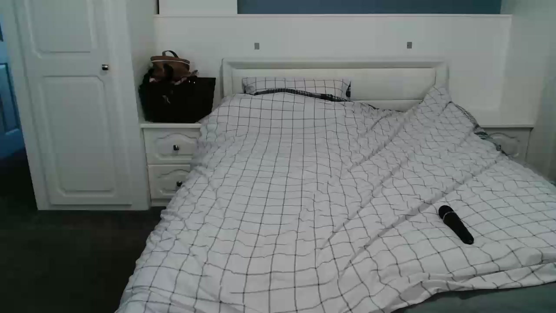 Gallery image thumbnail from ElleBloom's myfreecams stream on, 07/30/2026, 13:33 image 17 of 20