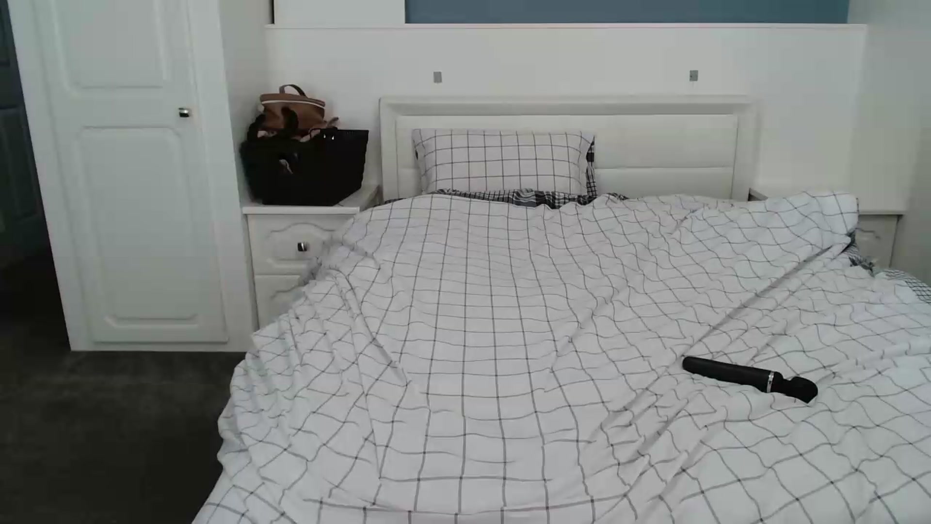 Gallery image thumbnail from ElleBloom's myfreecams stream on, 07/30/2026, 13:33 image 7 of 20