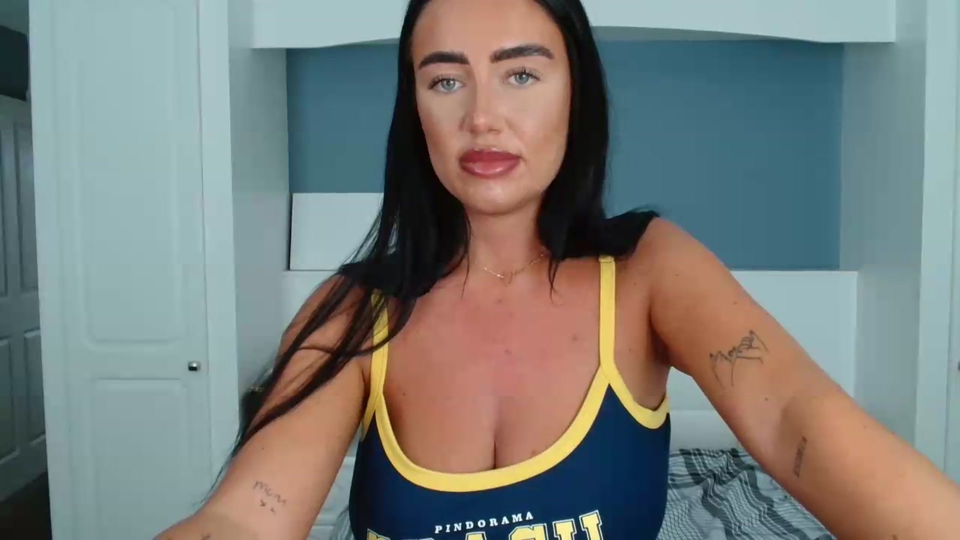 Gallery image thumbnail from ElleBloom's myfreecams stream on, 08/03/2026, 14:27 image 5 of 20