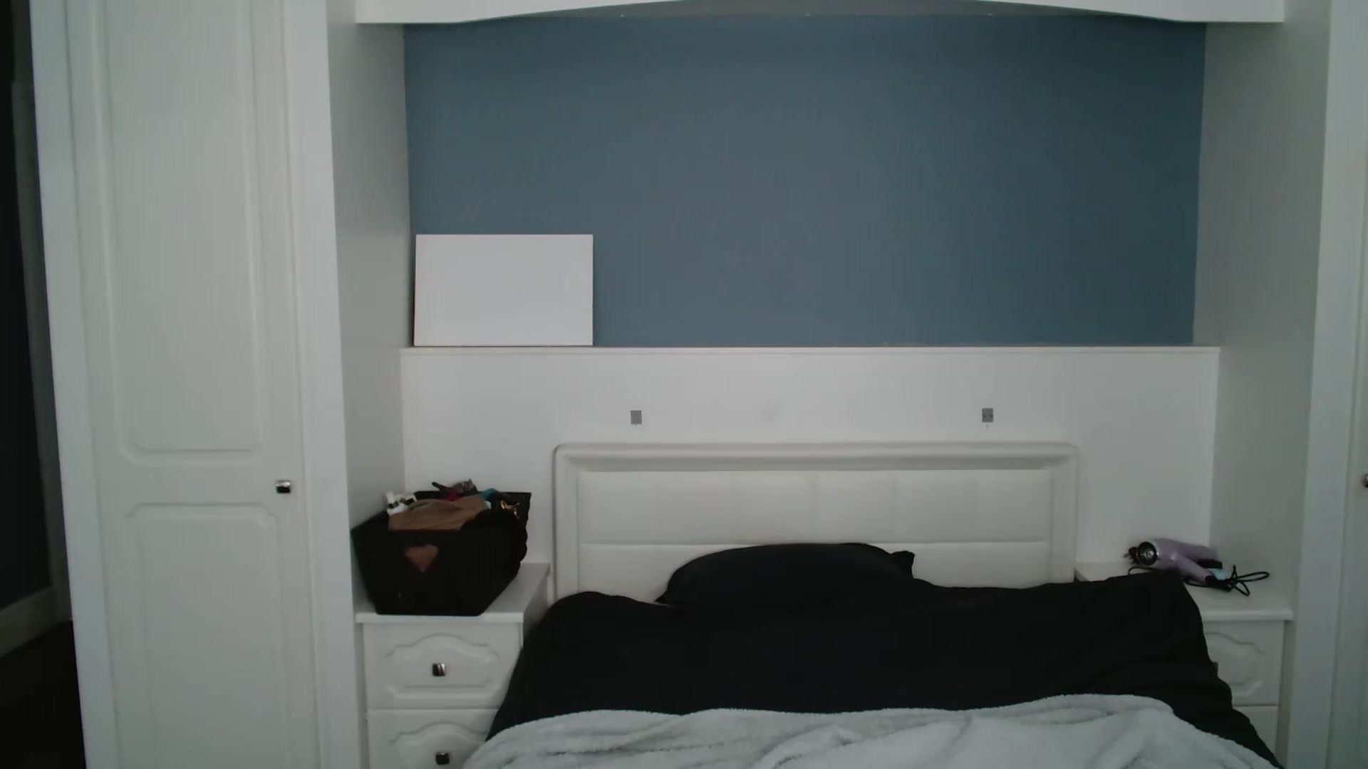 Gallery image thumbnail from ElleBloom's myfreecams stream on, 08/04/2026, 19:52 image 14 of 20