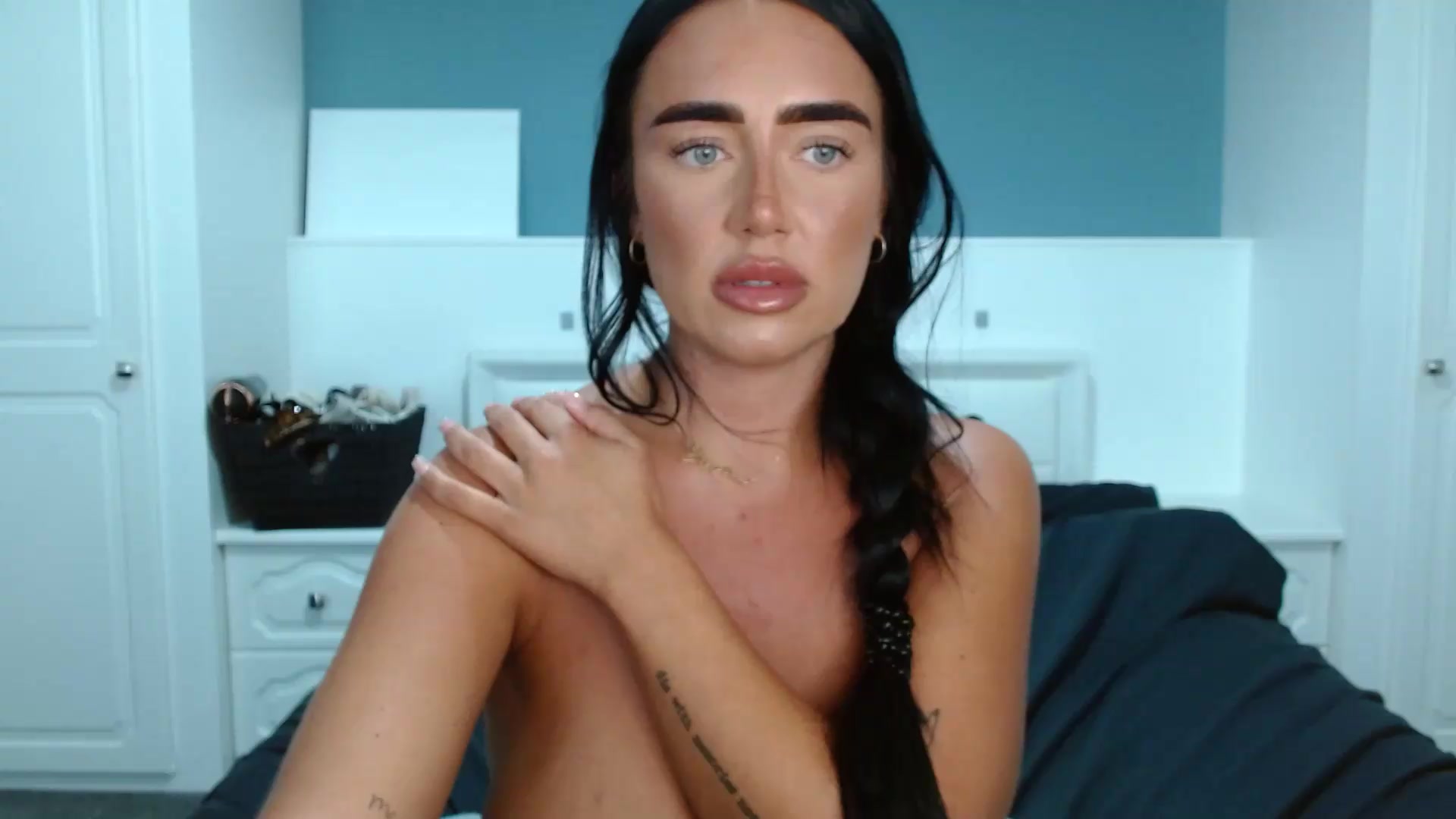 Gallery image thumbnail from ElleBloom's myfreecams stream on, 08/28/2026, 14:00 image 8 of 20