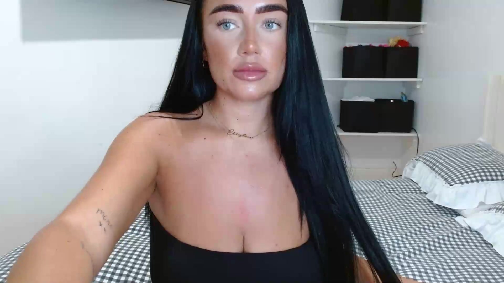 Gallery image thumbnail from ElleBloom's myfreecams stream on, 08/30/2026, 12:46 image 4 of 20