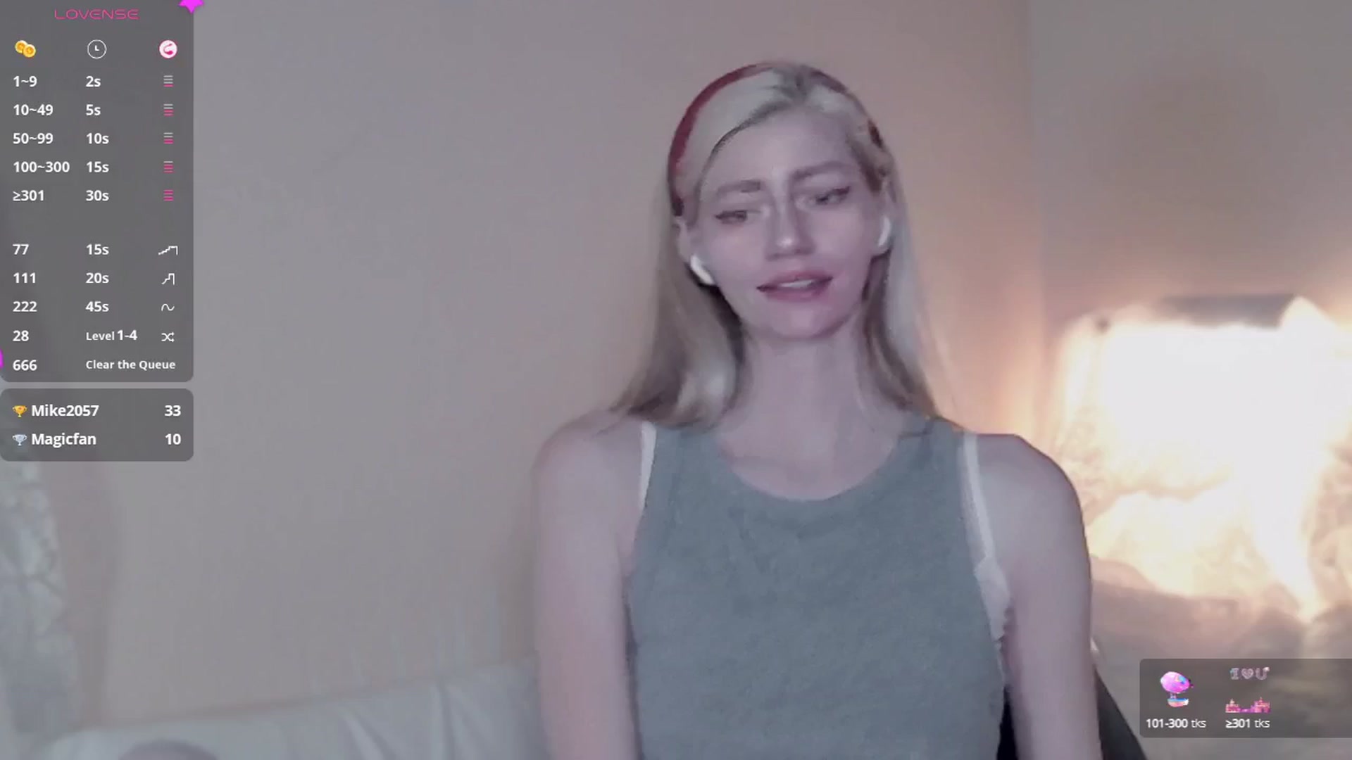 Gallery image thumbnail from ElleGb's myfreecams stream on, 10/05/2025, 09:58 image 18 of 20