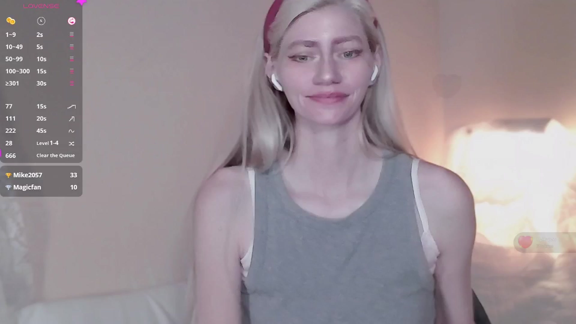 Gallery image thumbnail from ElleGb's myfreecams stream on, 10/05/2025, 09:58 image 14 of 20