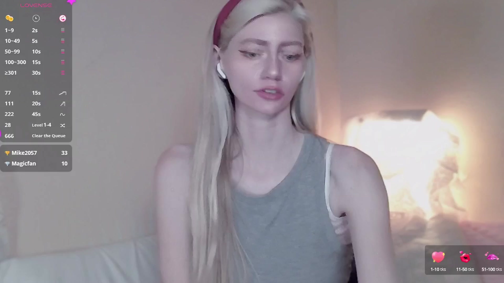 Gallery image thumbnail from ElleGb's myfreecams stream on, 10/05/2025, 09:58 image 4 of 20