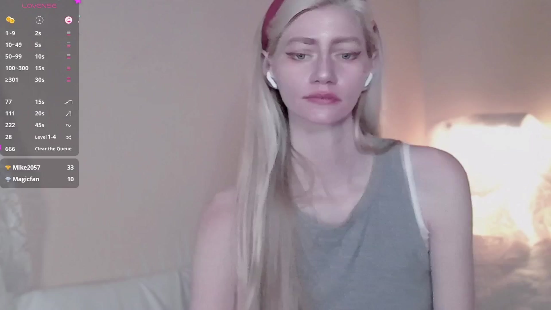 Gallery image thumbnail from ElleGb's myfreecams stream on, 10/05/2025, 09:58 image 11 of 20