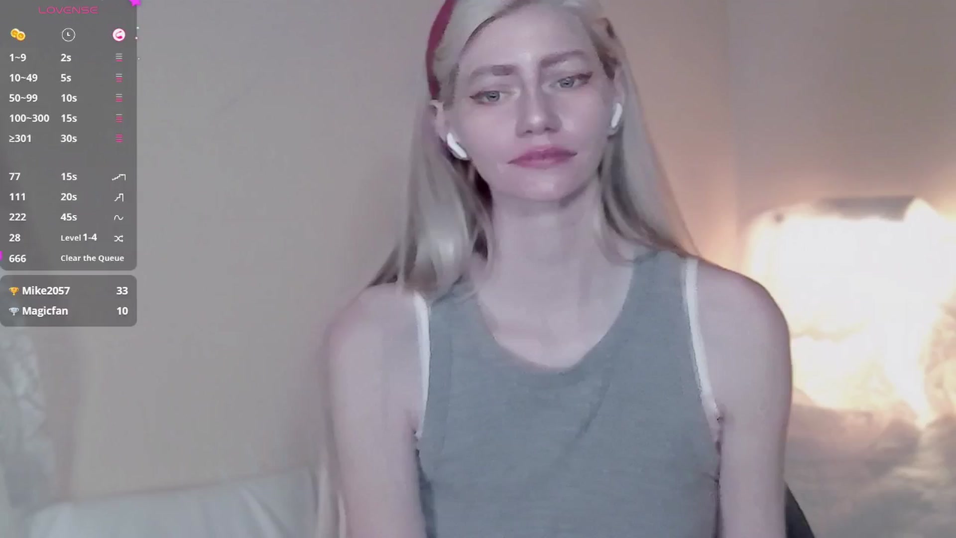 Gallery image thumbnail from ElleGb's myfreecams stream on, 10/05/2025, 09:58 image 15 of 20
