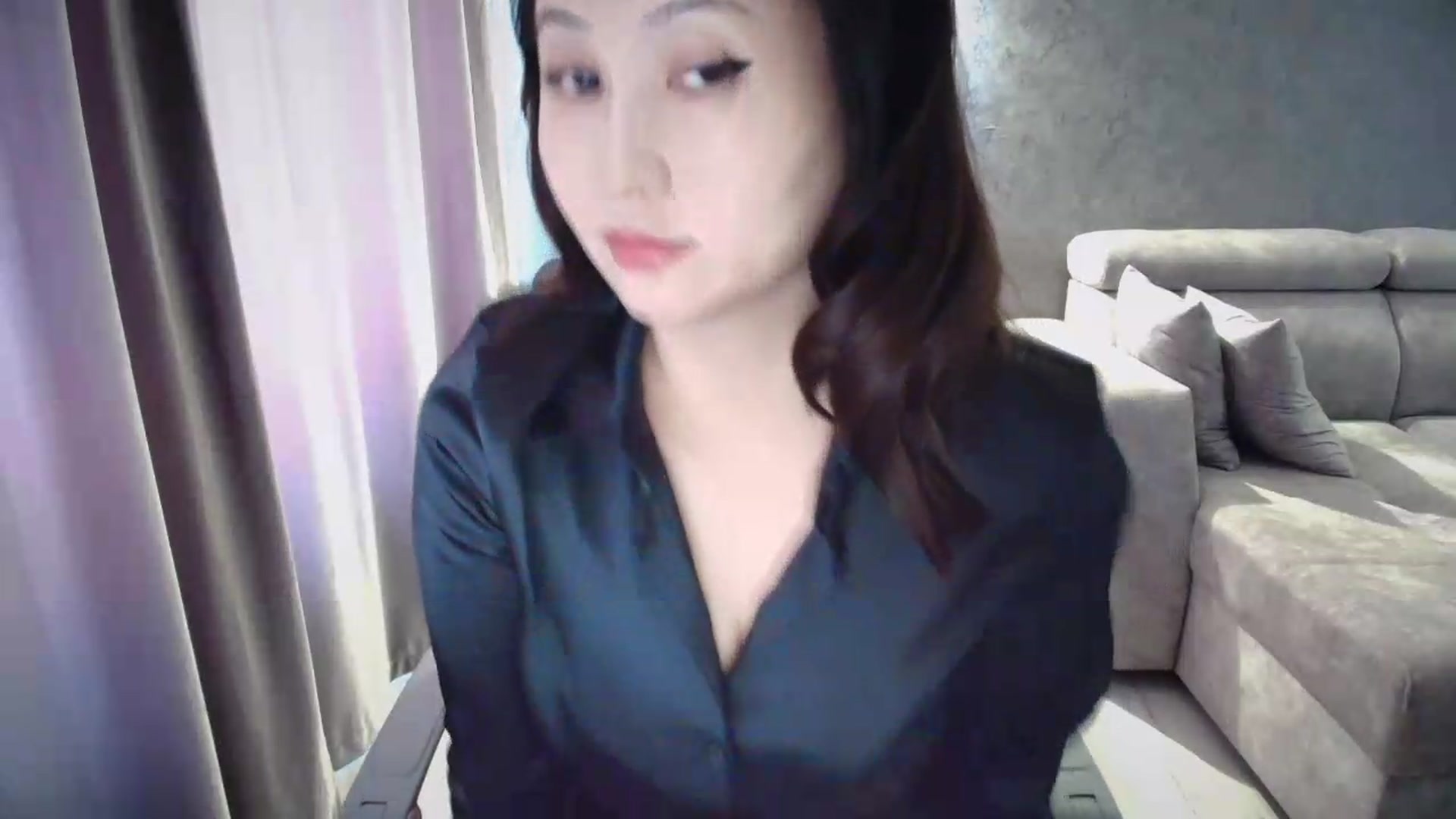 Gallery image thumbnail from ElleMfc's myfreecams stream on, 08/19/2026, 05:51 image 9 of 20