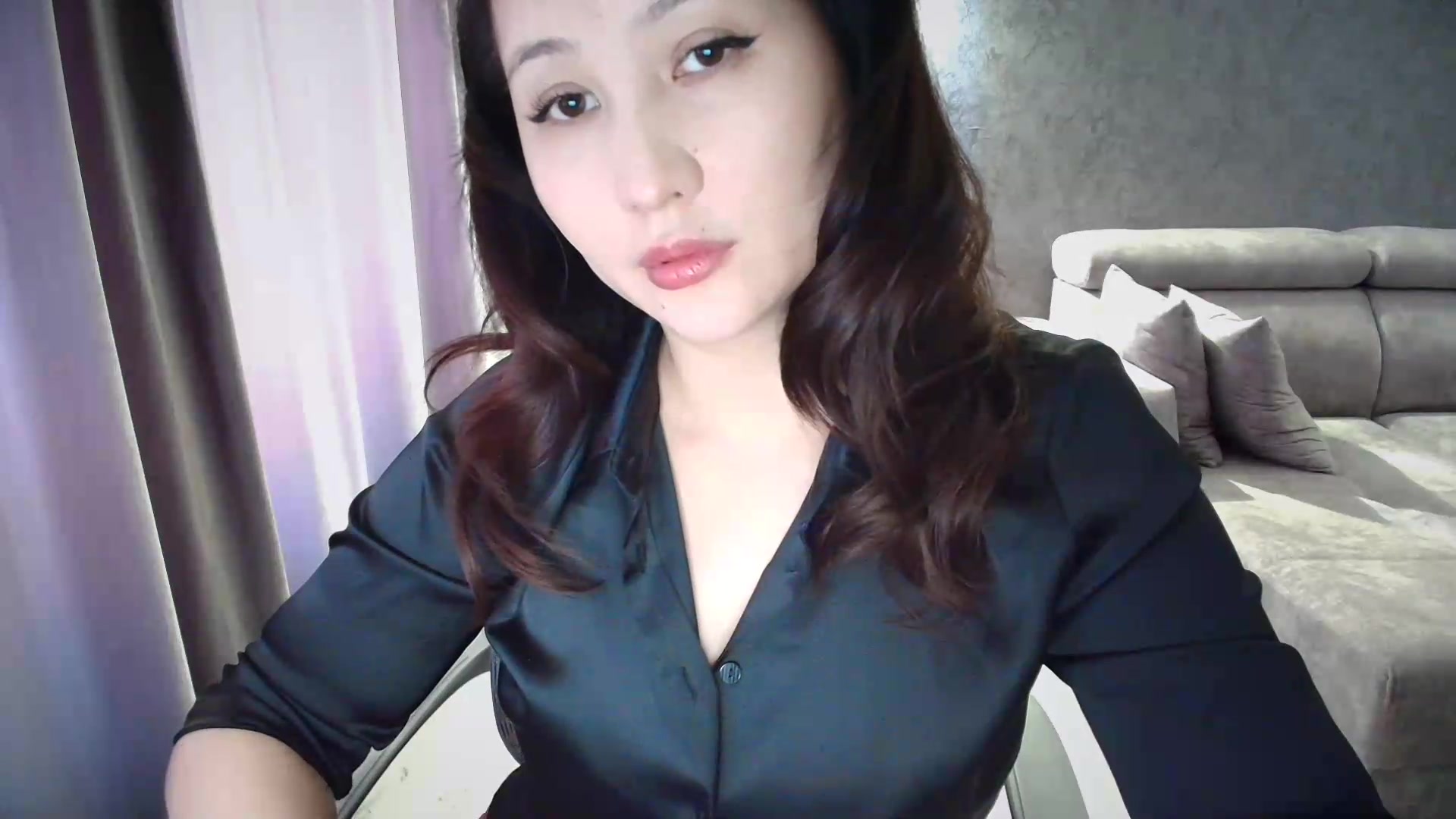 Gallery image thumbnail from ElleMfc's myfreecams stream on, 08/19/2026, 05:51 image 11 of 20