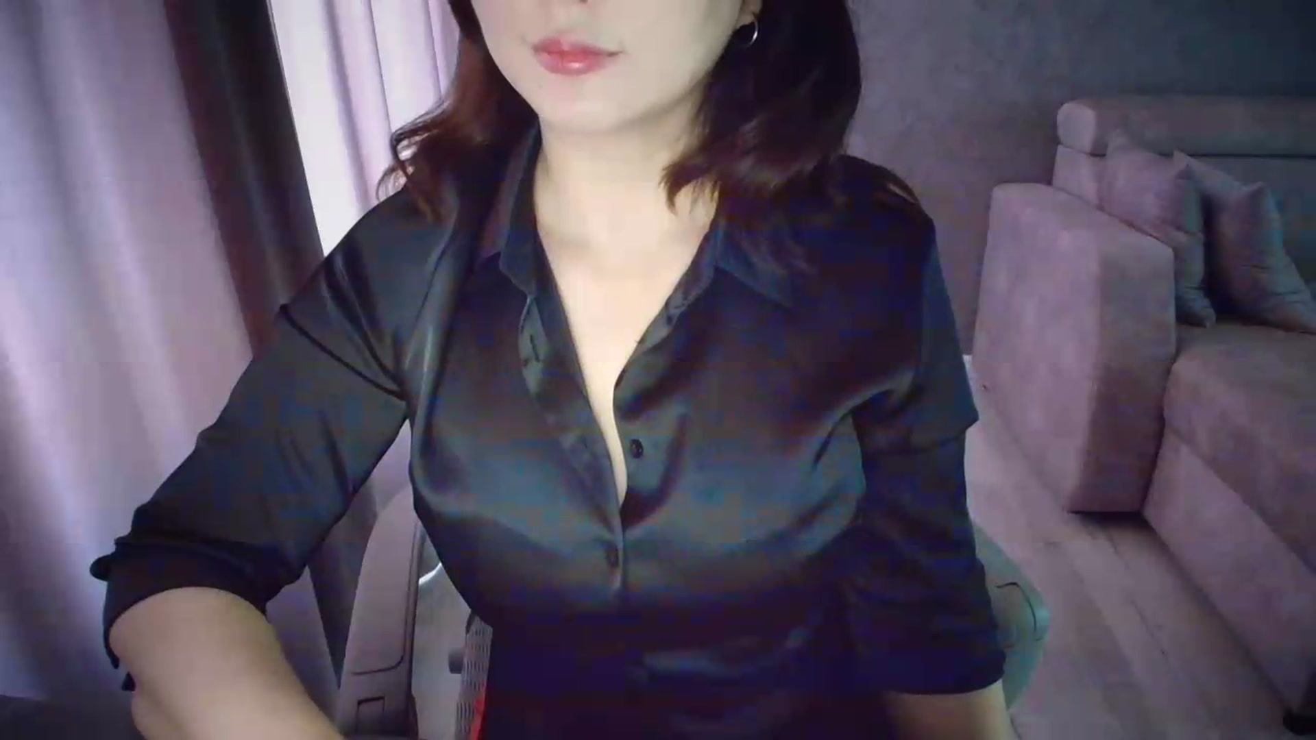 Gallery image thumbnail from ElleMfc's myfreecams stream on, 08/19/2026, 05:51 image 4 of 20