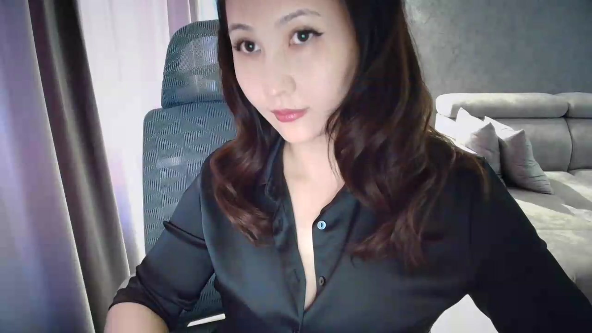 Gallery image thumbnail from ElleMfc's myfreecams stream on, 08/19/2026, 05:51 image 7 of 20