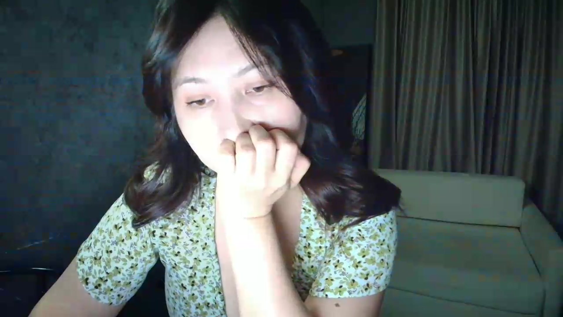 Gallery image thumbnail from ElleMfc's myfreecams stream on, 08/20/2026, 19:43 image 20 of 20