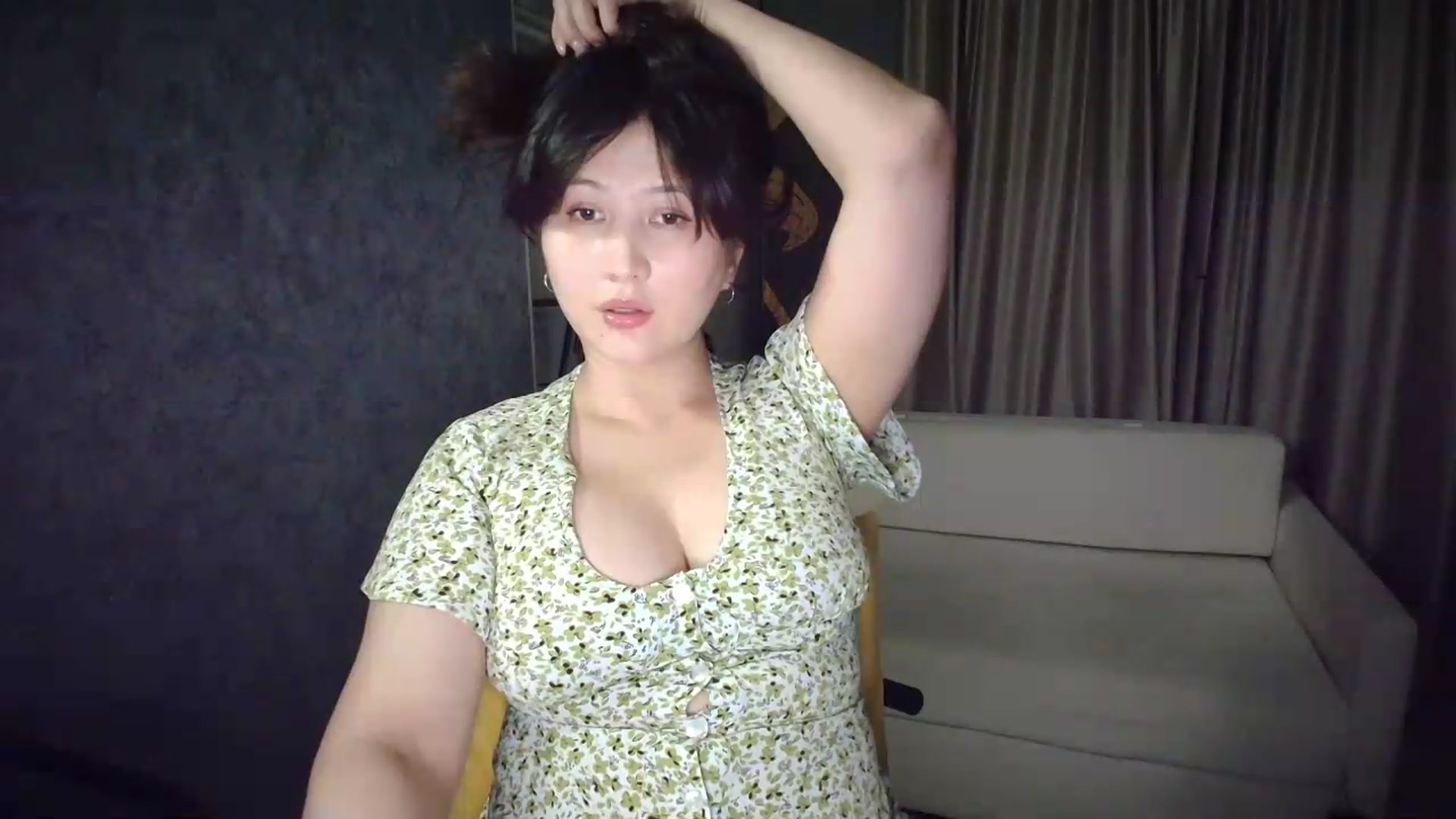 Gallery image thumbnail from ElleMfc's myfreecams stream on, 08/20/2026, 21:10 image 8 of 20