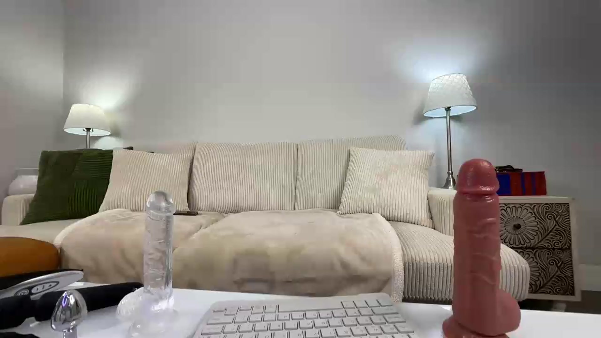 Gallery image thumbnail from Elle_Yesss's myfreecams stream on, 07/01/2026, 18:55 image 19 of 20