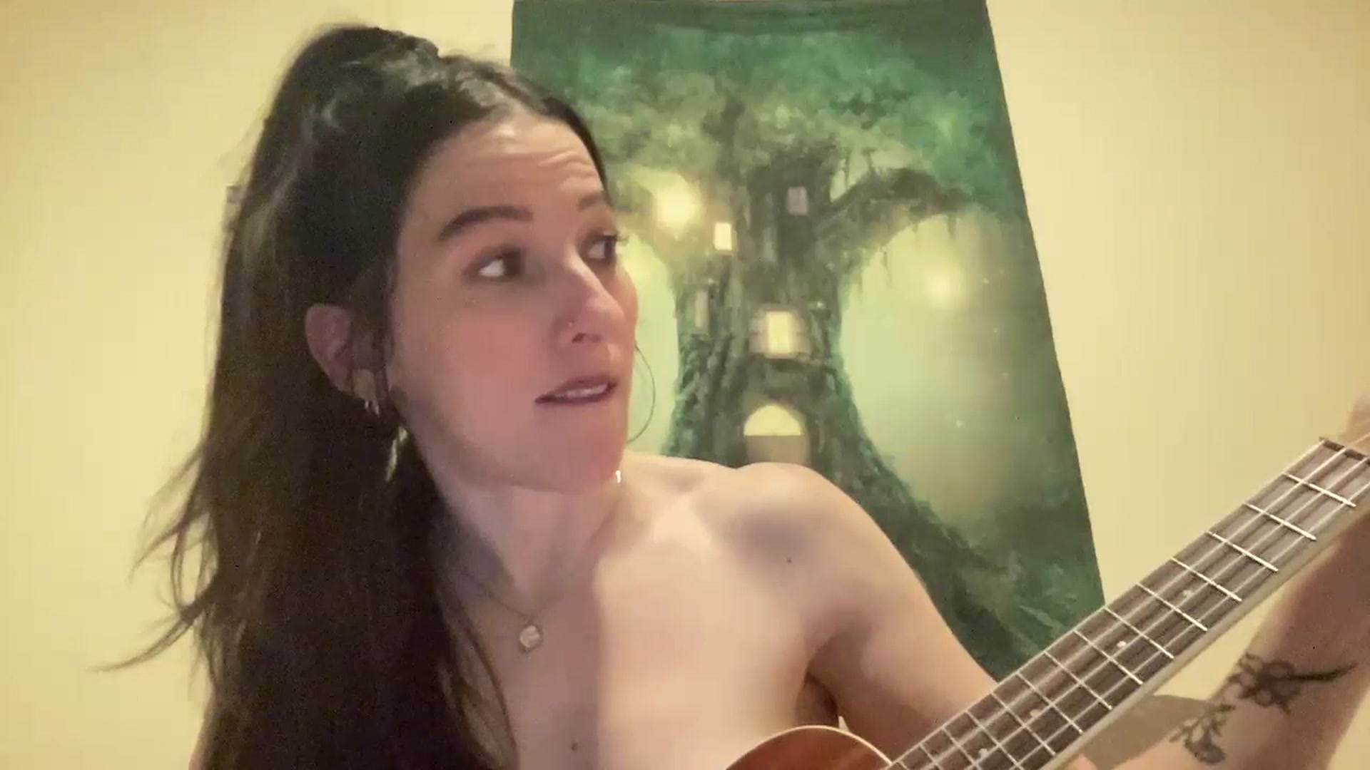Gallery image thumbnail from Ellebabe's myfreecams stream on, 12/30/2023, 11:43 image 8 of 20