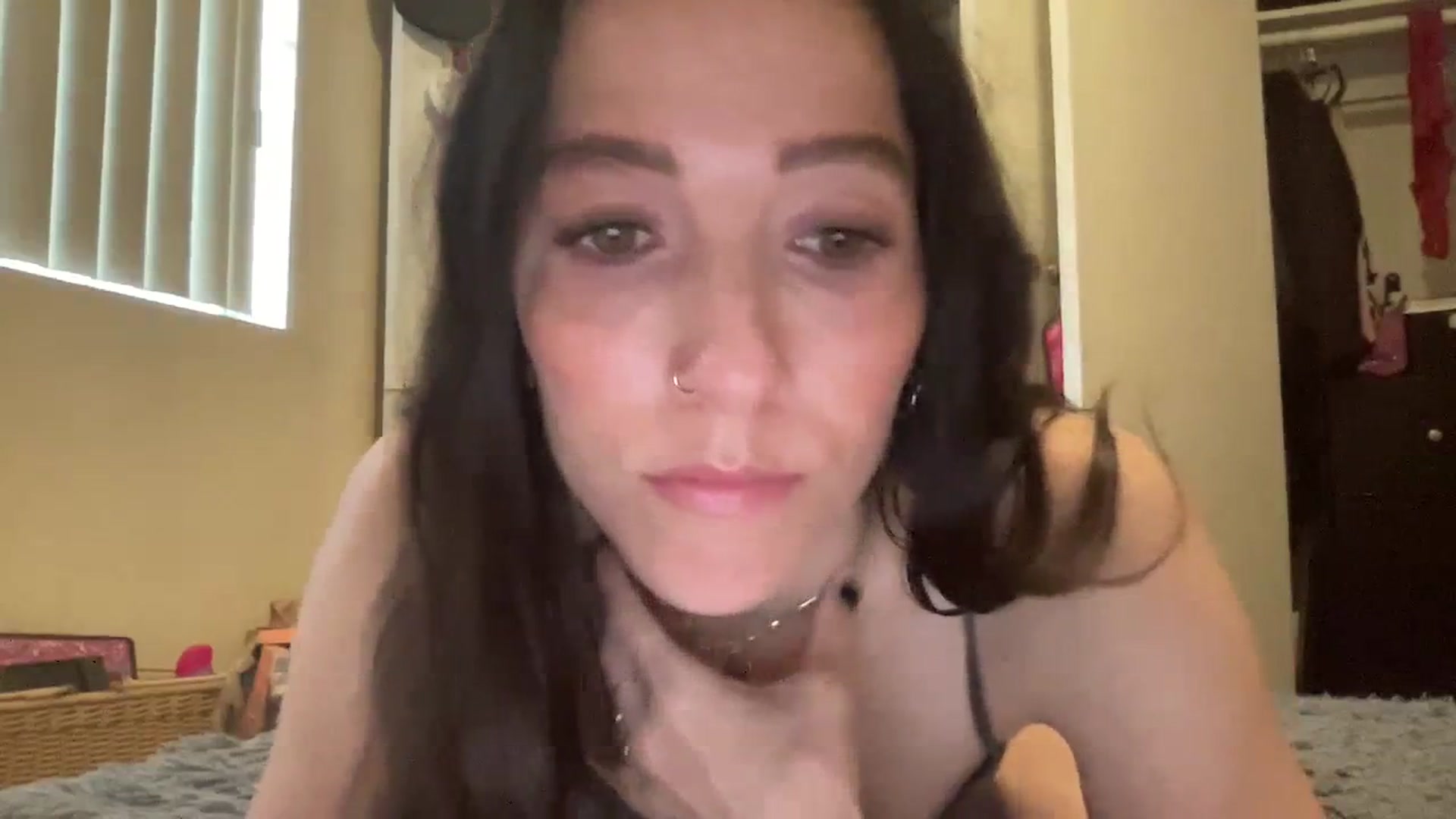 Gallery image thumbnail from Ellebabe's myfreecams stream on, 01/03/2024, 21:57 image 11 of 20