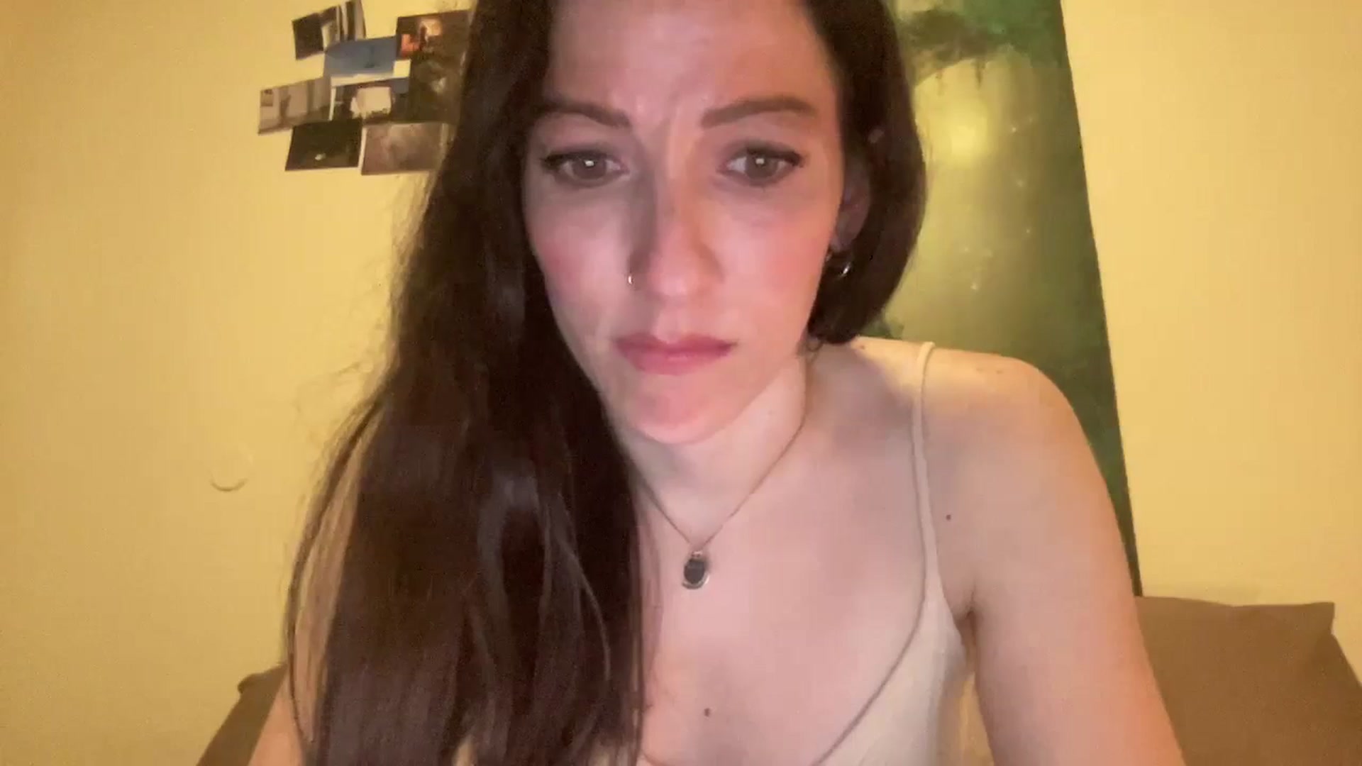 Gallery image thumbnail from Ellebabe's myfreecams stream on, 01/05/2024, 07:56 image 15 of 20