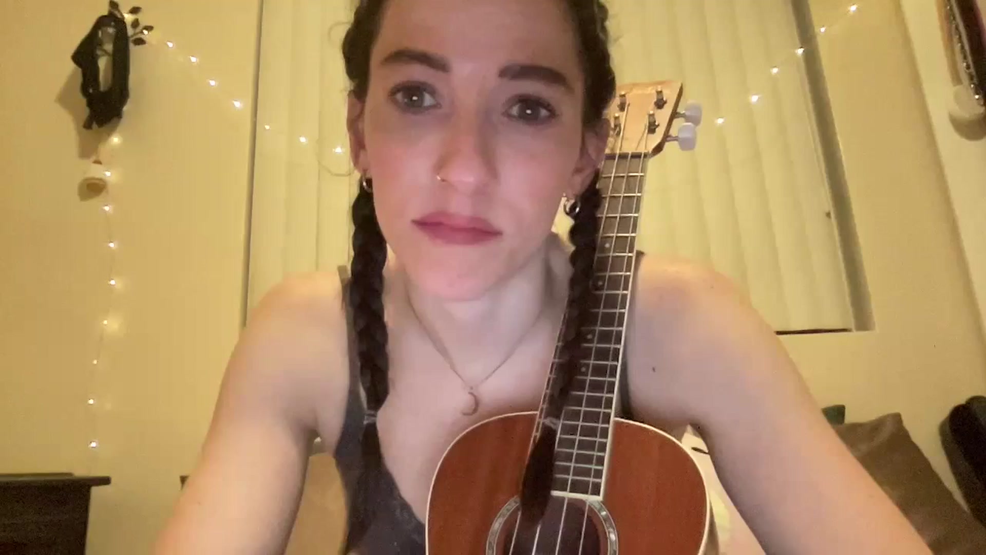 Gallery image thumbnail from Ellebabe's myfreecams stream on, 01/17/2024, 08:34 image 1 of 20