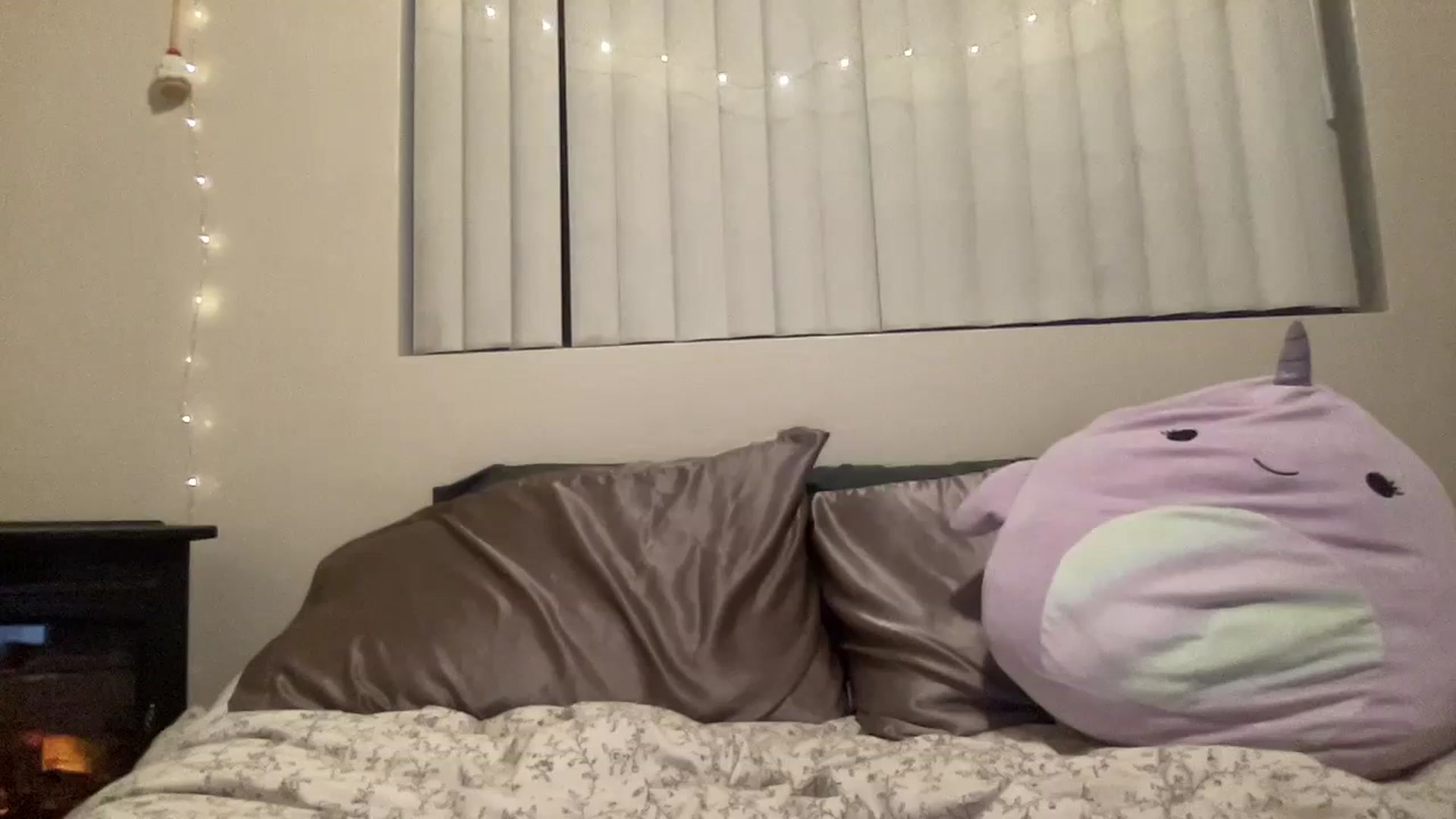 Gallery image thumbnail from Ellebabe's myfreecams stream on, 01/25/2024, 08:40 image 1 of 20