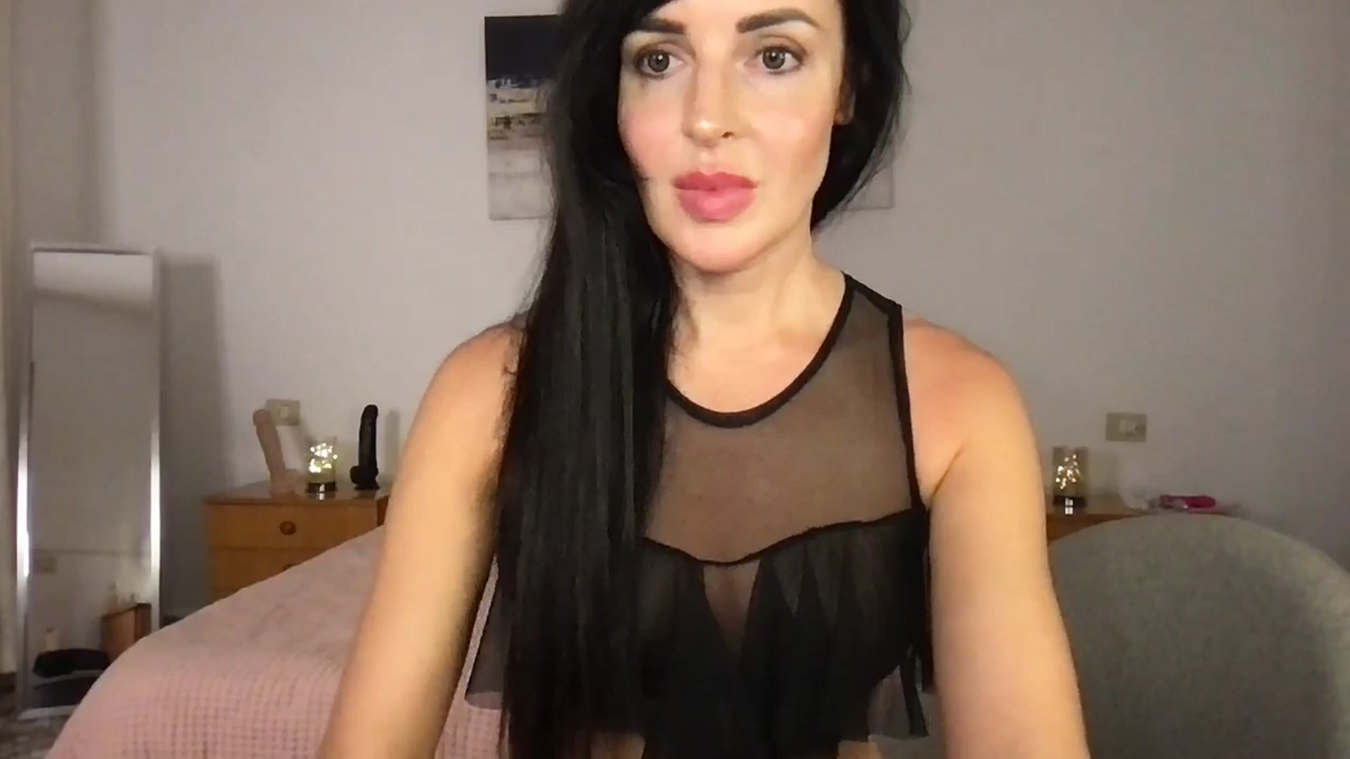 Gallery image thumbnail from Ellemell's myfreecams stream on, 06/08/2025, 20:40 image 11 of 20
