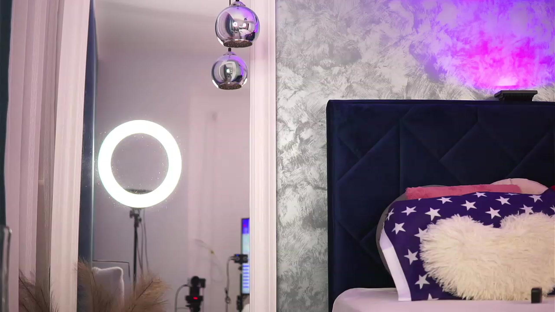 Gallery image thumbnail from EllenKarter's myfreecams stream on, 07/08/2023, 24:13 image 15 of 20