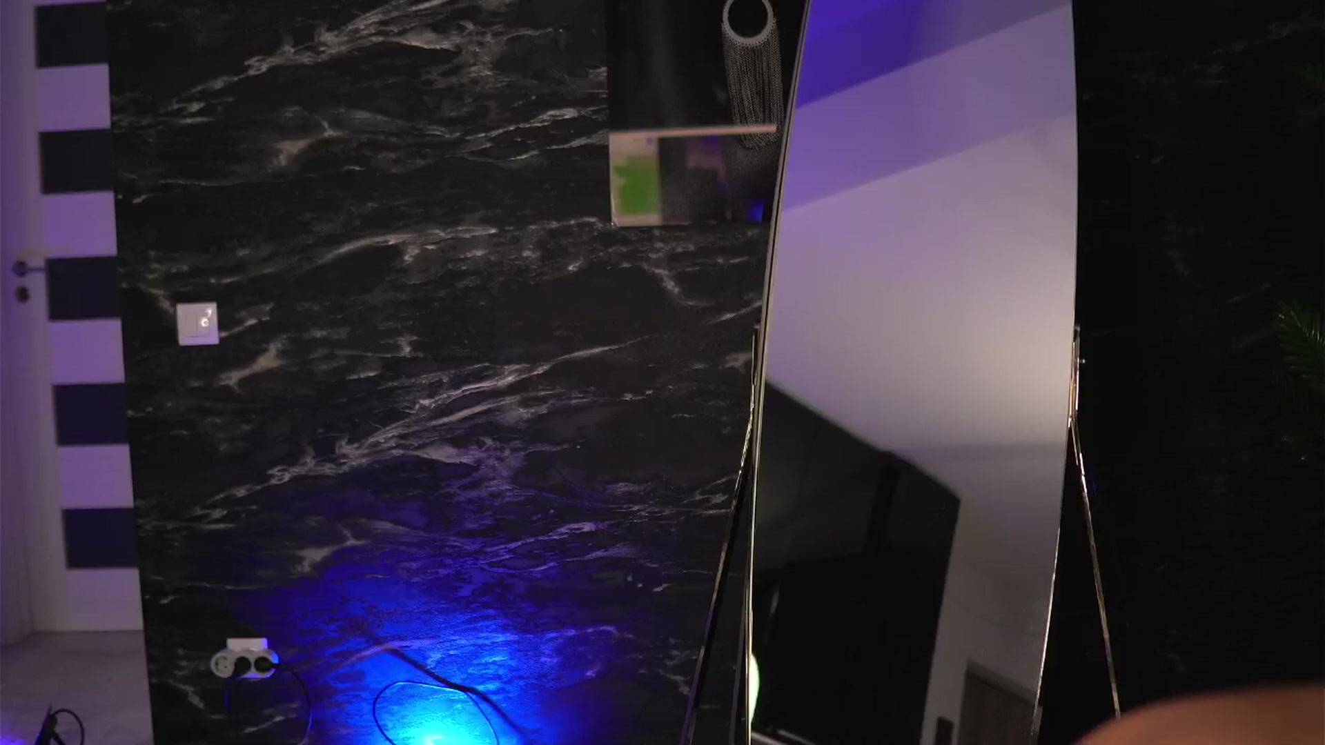 Gallery image thumbnail from EllenKarter's myfreecams stream on, 04/23/2025, 07:06 image 6 of 20