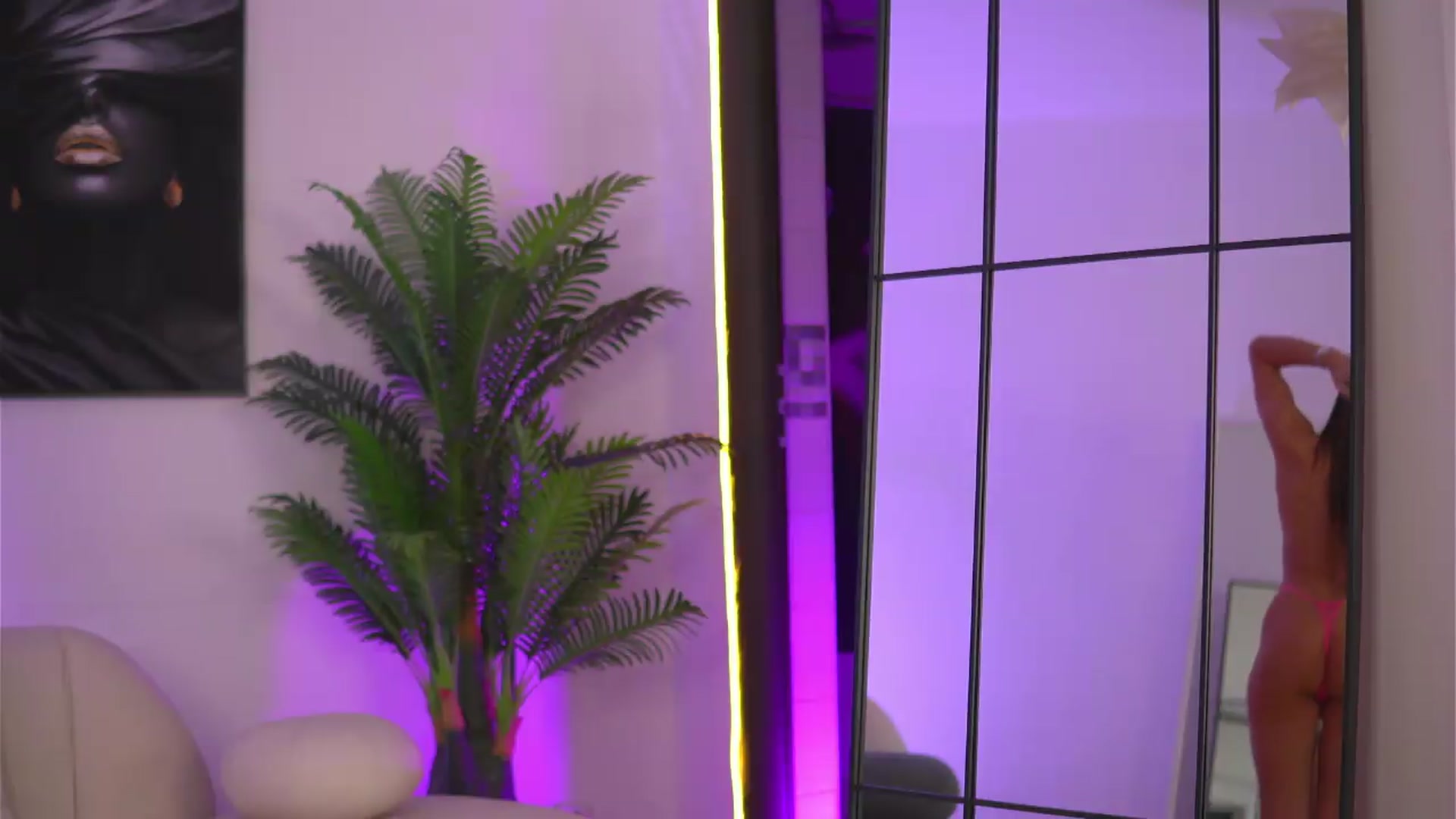 Gallery image thumbnail from EllenKarter's myfreecams stream on, 05/28/2026, 05:53 image 19 of 20