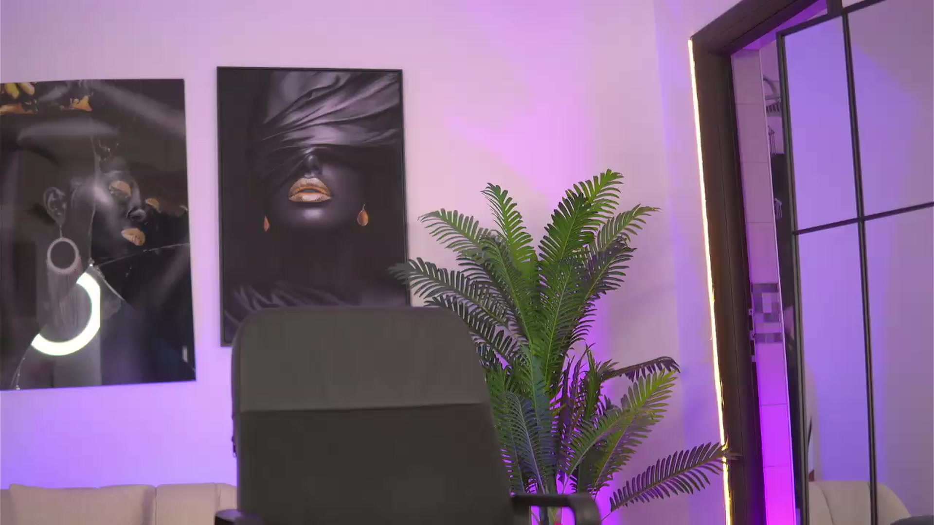 Gallery image thumbnail from EllenKarter's myfreecams stream on, 06/02/2026, 09:30 image 10 of 20