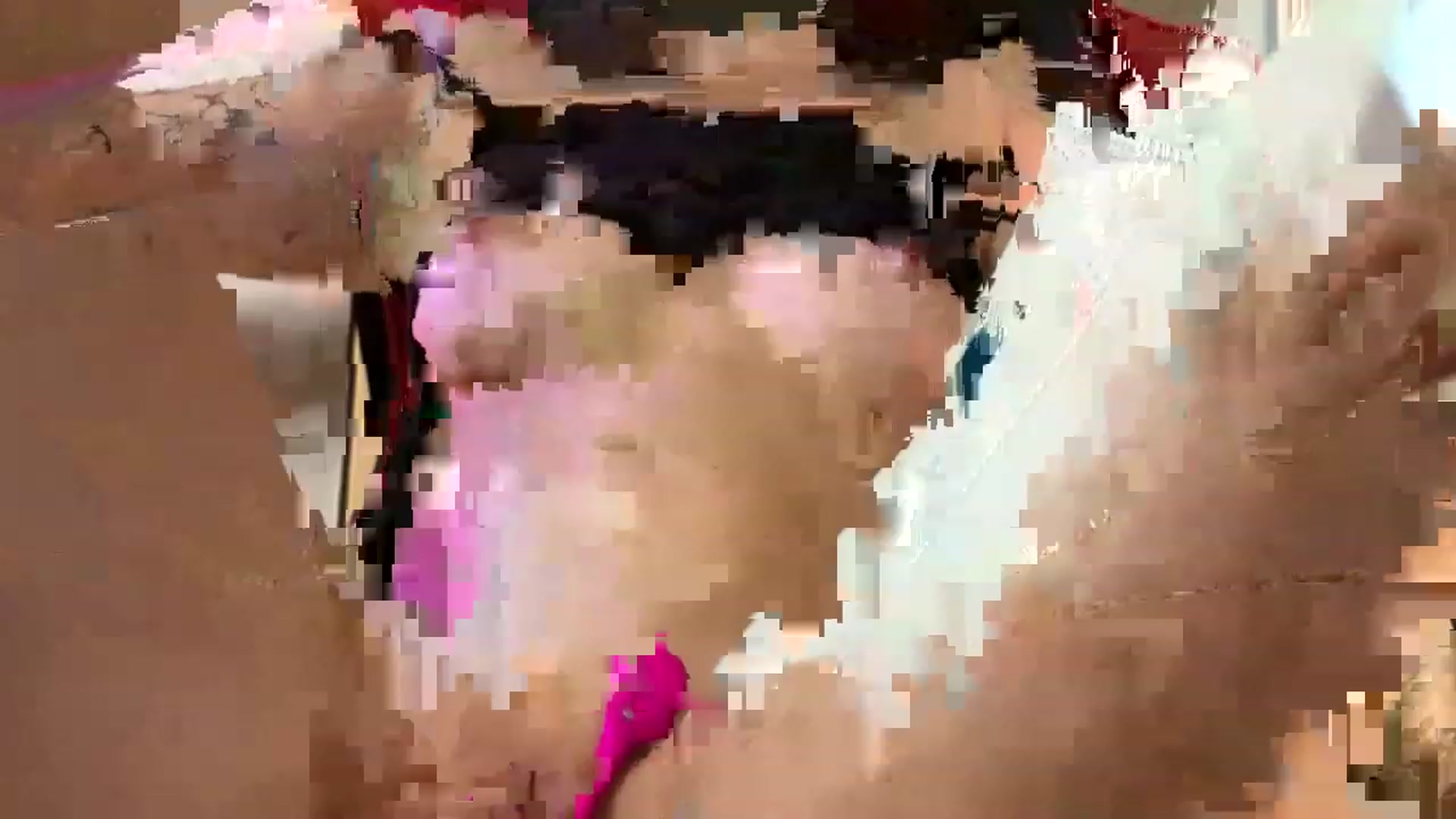 Gallery image thumbnail from ElliPoole's myfreecams stream on, 05/02/2023, 18:29 image 8 of 20