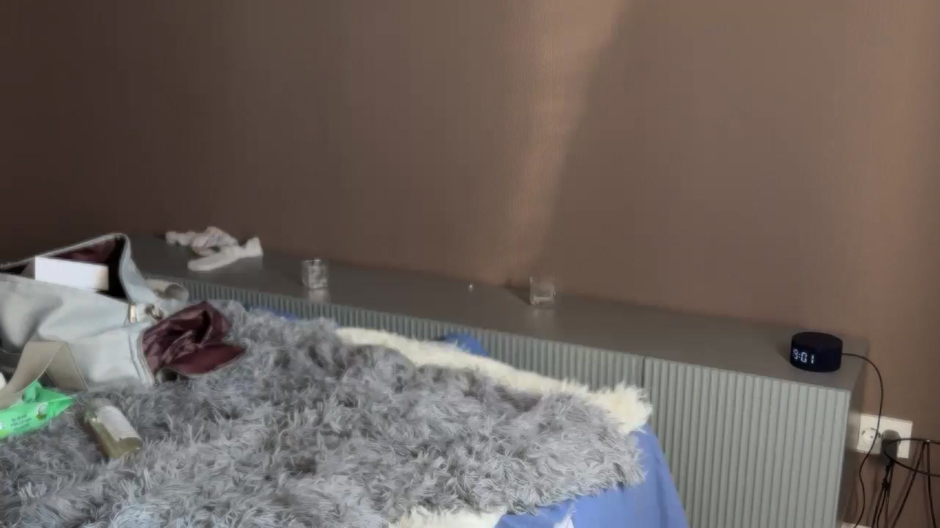 Gallery image thumbnail from ElliPoole's myfreecams stream on, 05/27/2024, 16:16 image 11 of 20