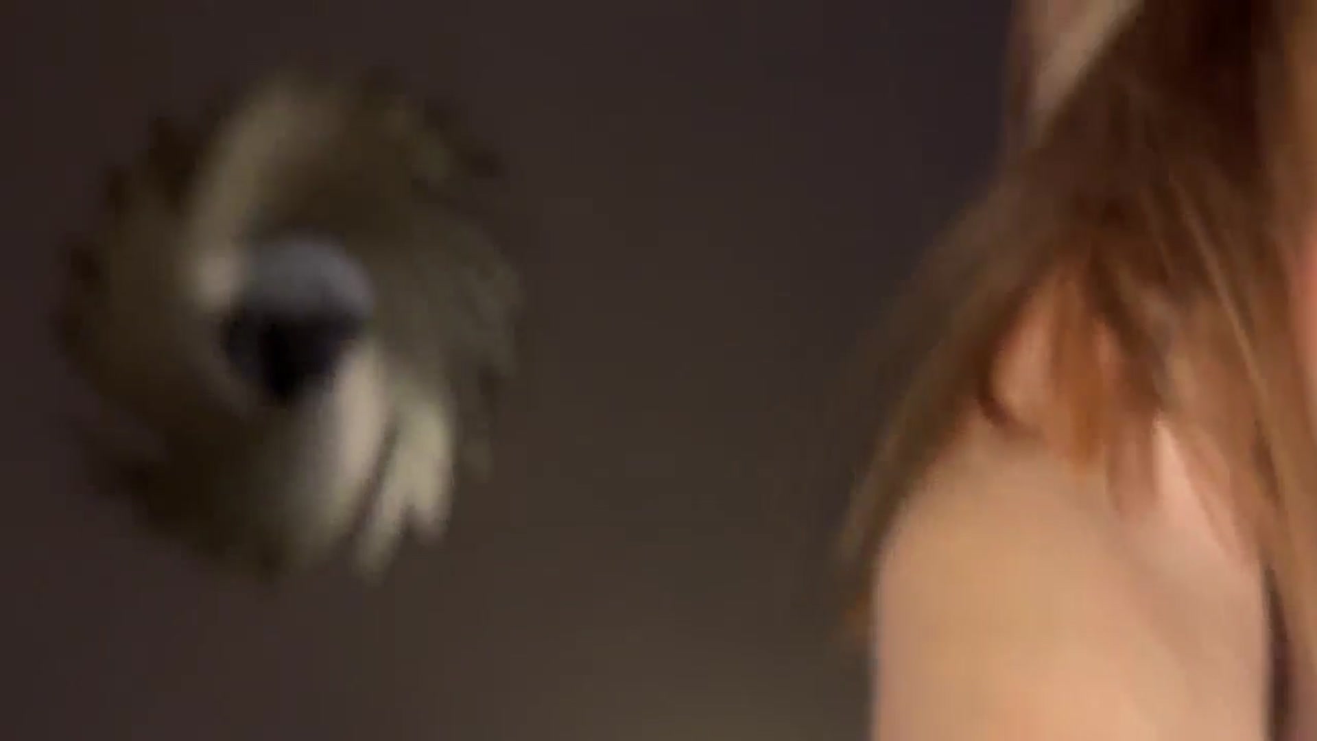 Gallery image thumbnail from ElliPoole's myfreecams stream on, 01/06/2025, 19:19 image 17 of 20