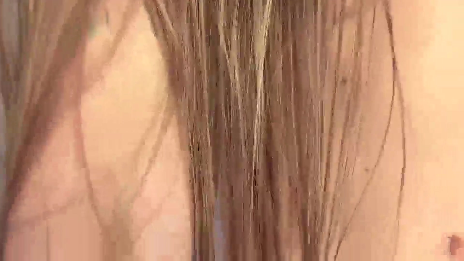 Gallery image thumbnail from ElliPoole's myfreecams stream on, 03/07/2025, 17:32 image 11 of 20