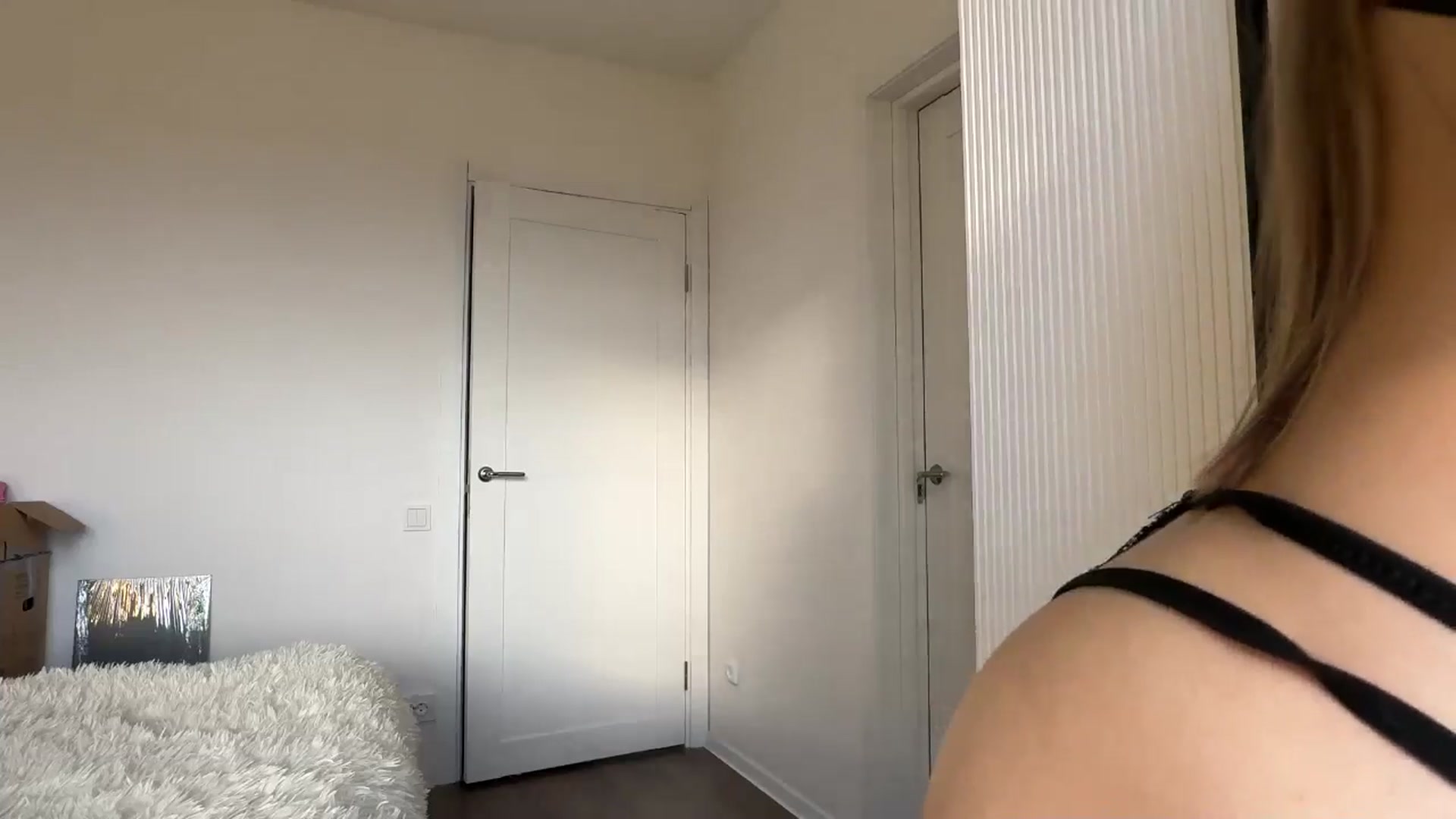 Gallery image thumbnail from ElliPoole's myfreecams stream on, 04/28/2025, 16:49 image 9 of 20