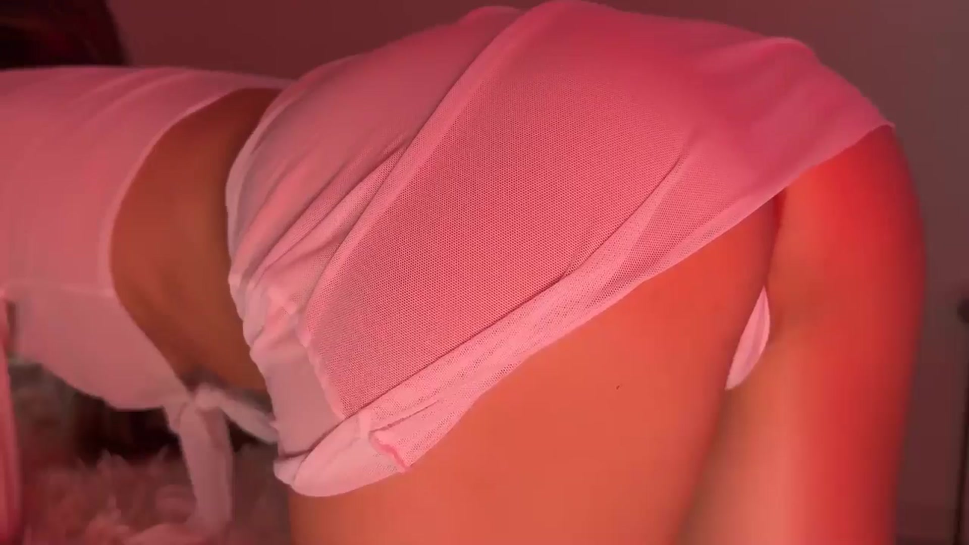 Gallery image thumbnail from ElliPoole's myfreecams stream on, 07/30/2025, 17:10 image 7 of 20