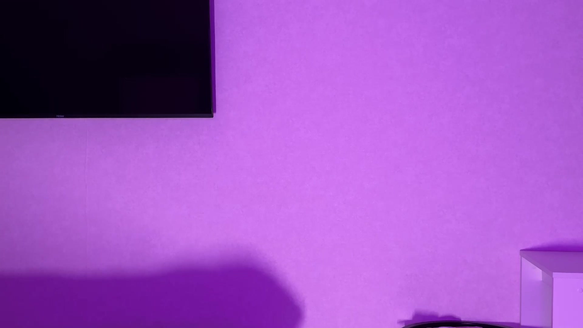 Gallery image thumbnail from ElliPoole's myfreecams stream on, 09/30/2025, 15:54 image 14 of 20