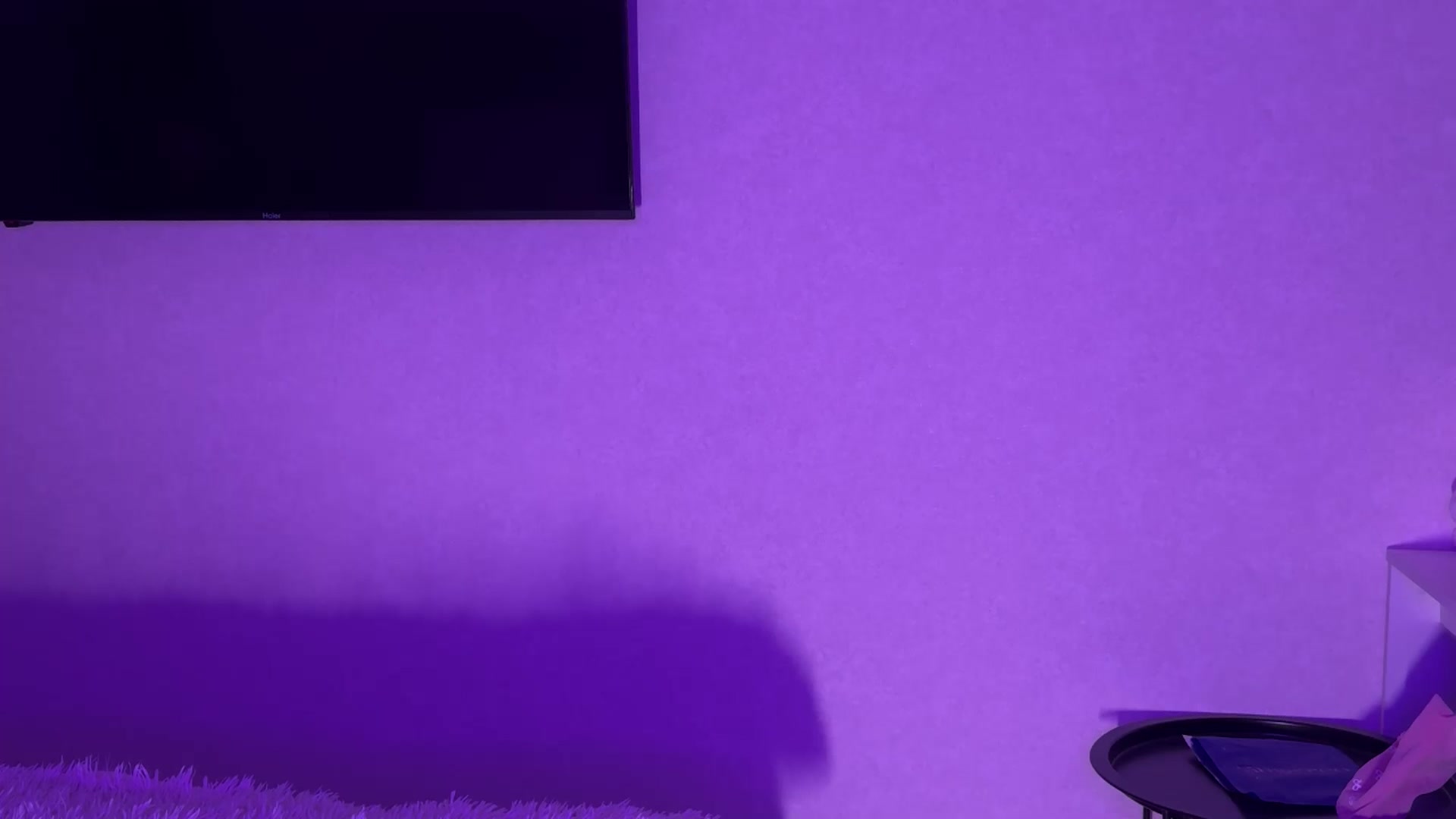 Gallery image thumbnail from ElliPoole's myfreecams stream on, 11/27/2025, 16:13 image 9 of 20