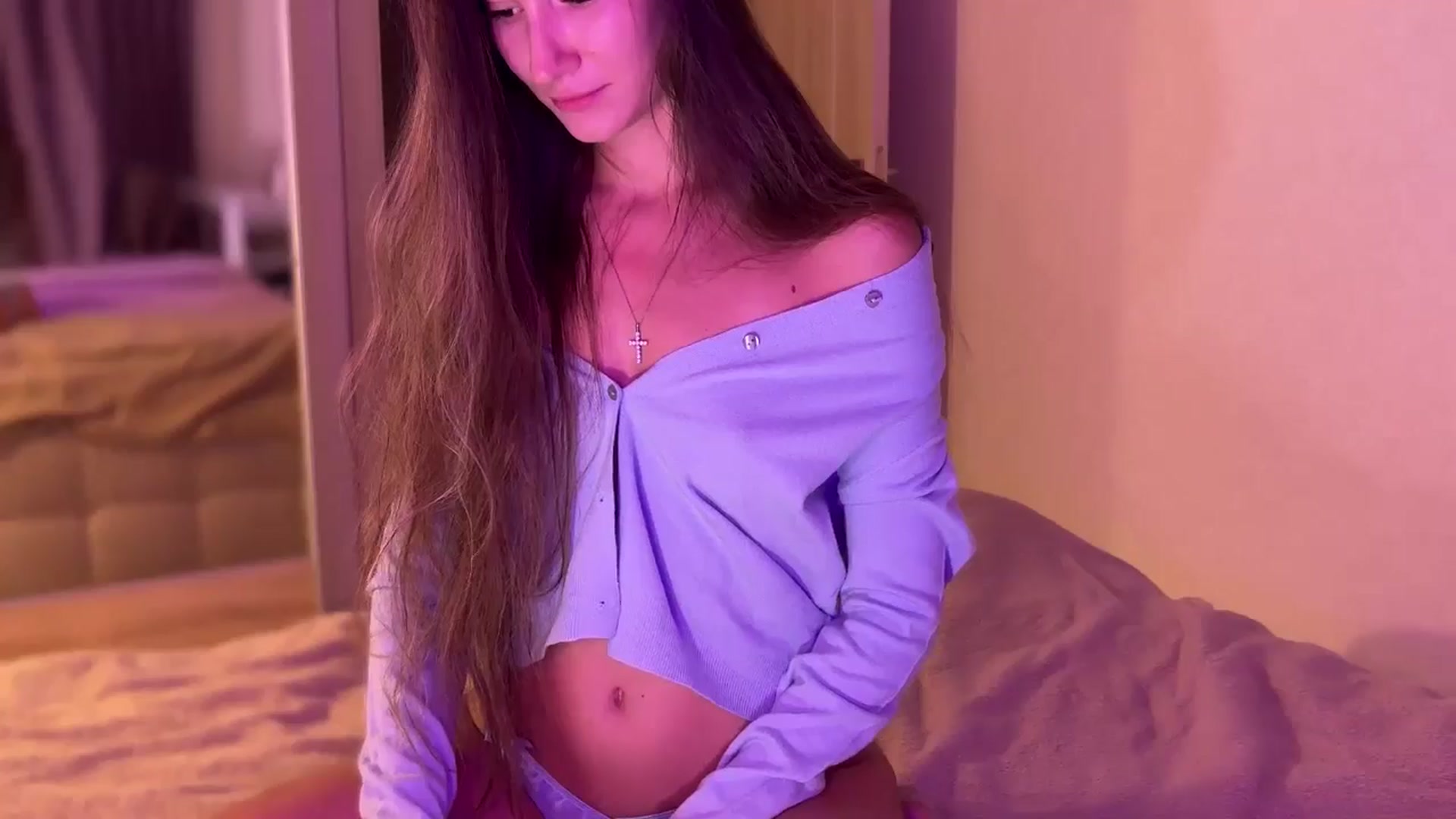 Gallery image thumbnail from ElliPoole's myfreecams stream on, 02/09/2026, 17:32 image 9 of 20