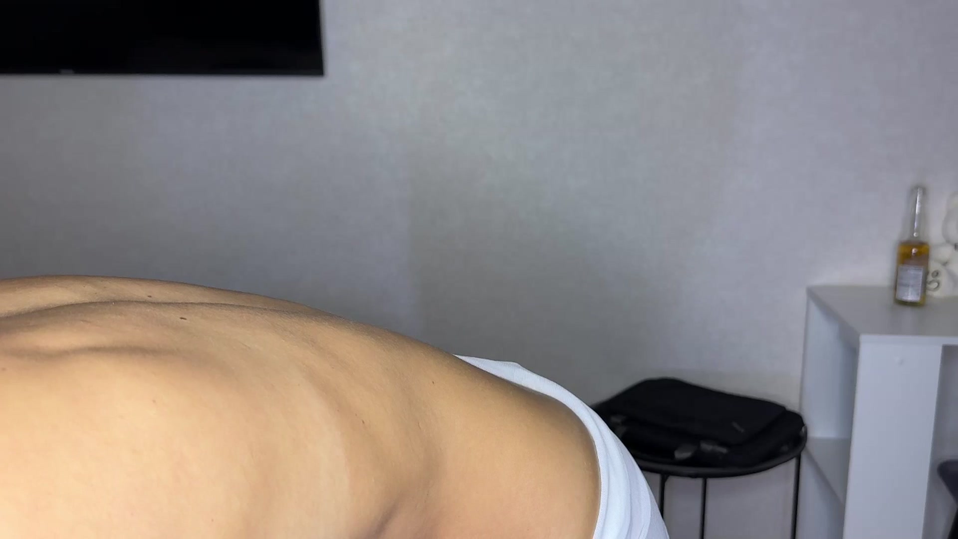 Gallery image thumbnail from ElliPoole's myfreecams stream on, 03/07/2026, 18:14 image 14 of 20
