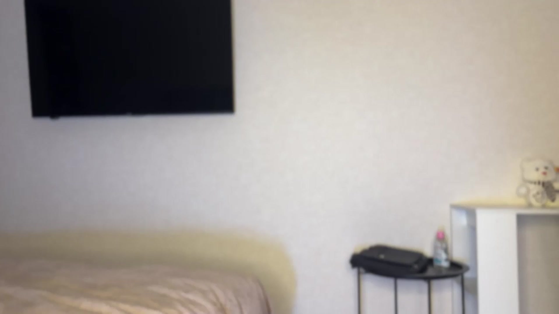 Gallery image thumbnail from ElliPoole's myfreecams stream on, 08/06/2026, 16:39 image 7 of 20