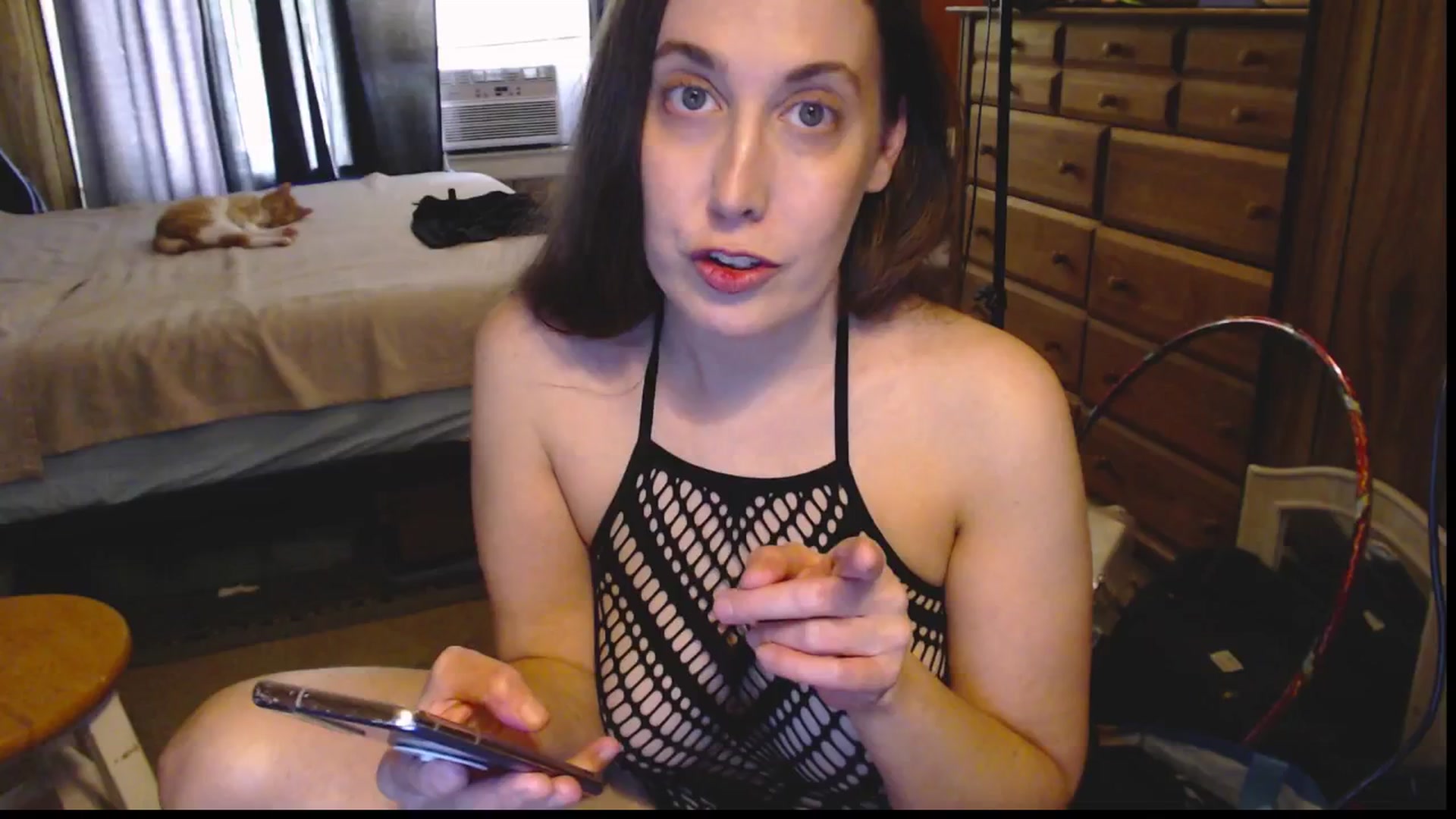 Gallery image thumbnail from ElliePiper's myfreecams stream on, 05/18/2025, 18:45 image 9 of 20