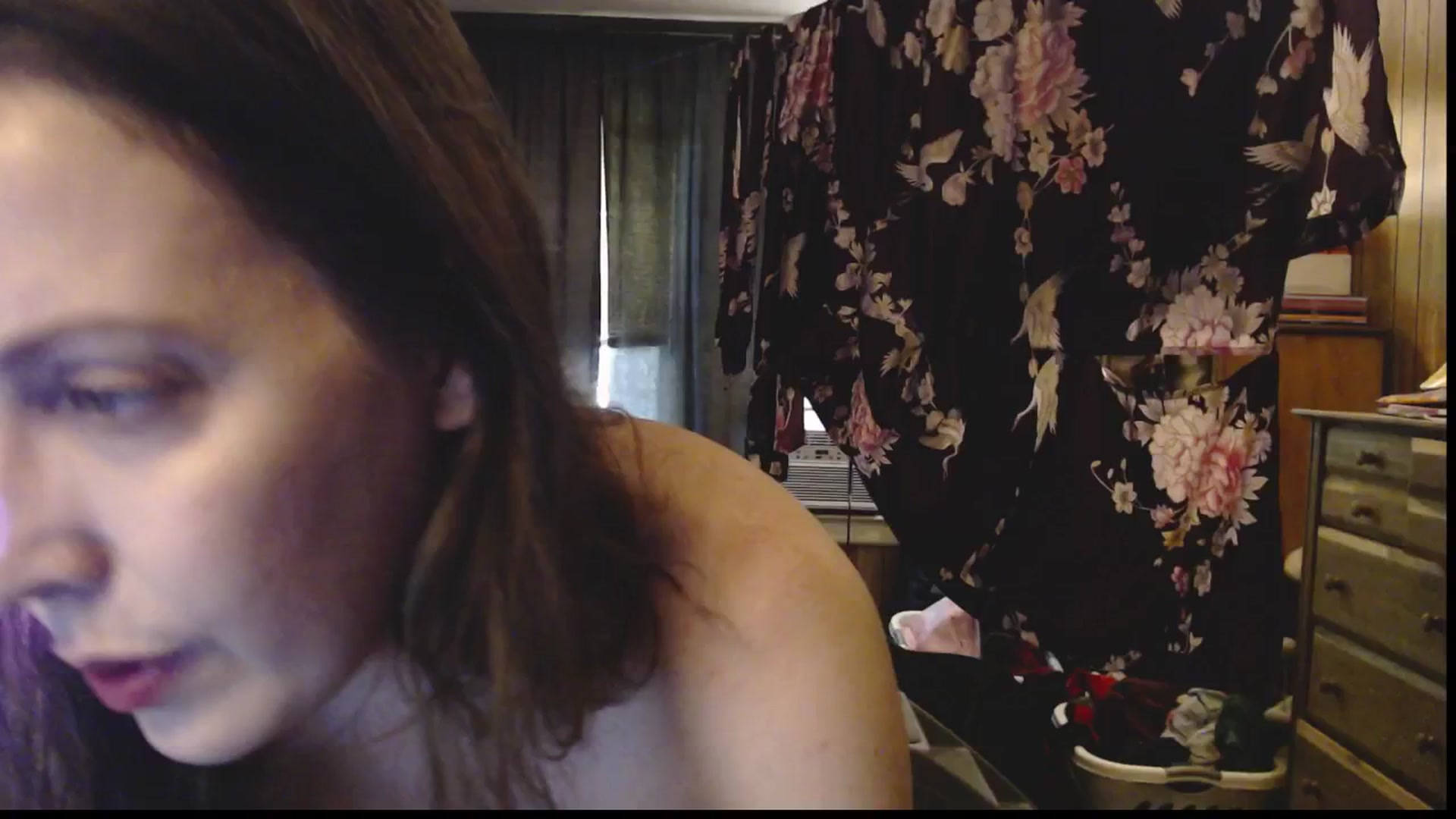 Gallery image thumbnail from ElliePiper's myfreecams stream on, 11/16/2025, 19:43 image 1 of 20