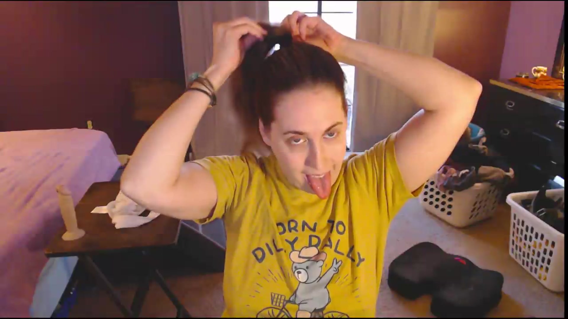Gallery image thumbnail from ElliePiper's myfreecams stream on, 07/16/2026, 21:44 image 5 of 20