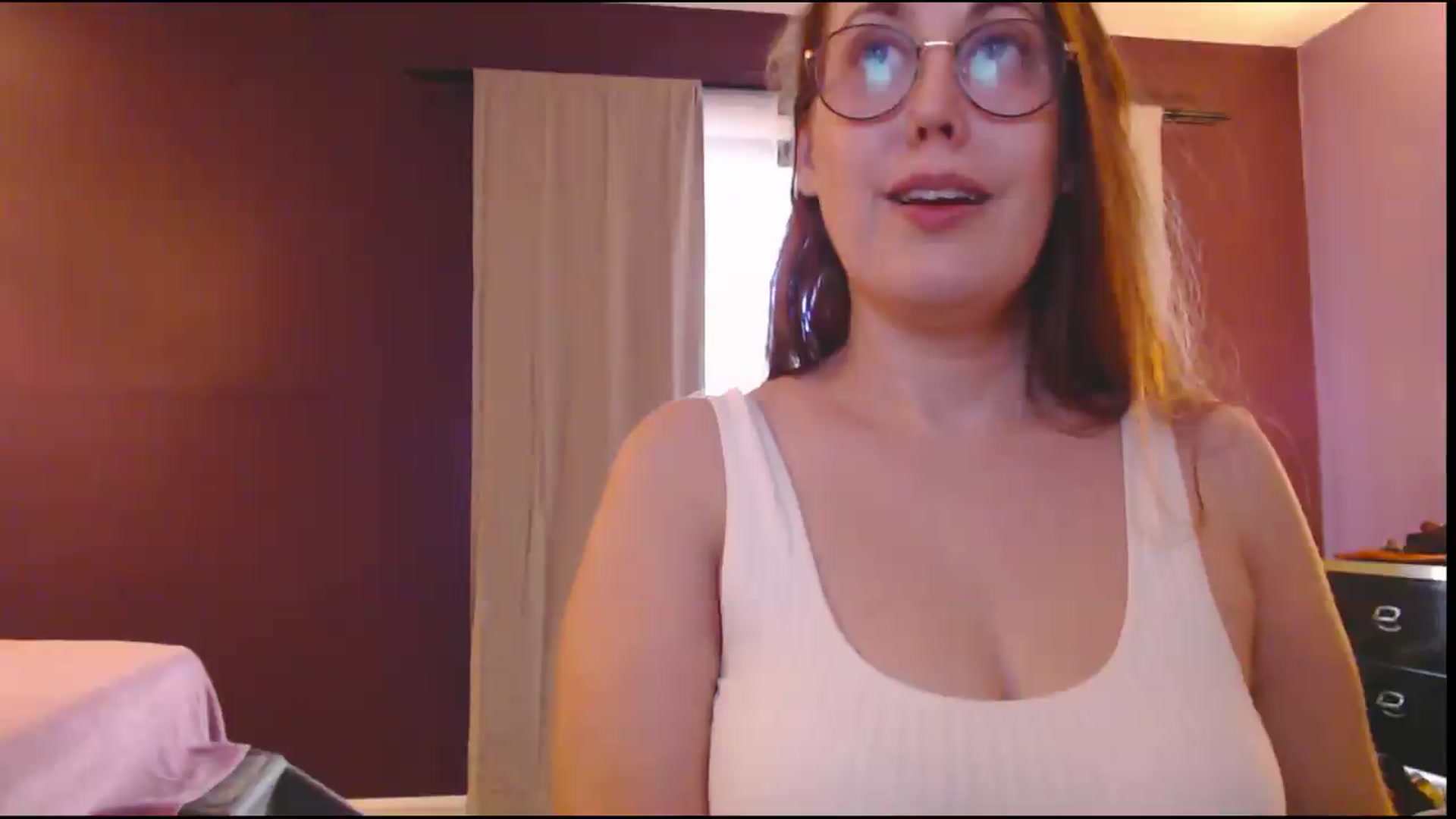 Gallery image thumbnail from ElliePiper's myfreecams stream on, 07/18/2026, 22:16 image 6 of 20